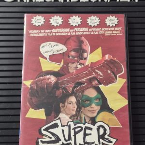 Super / Super (2010)