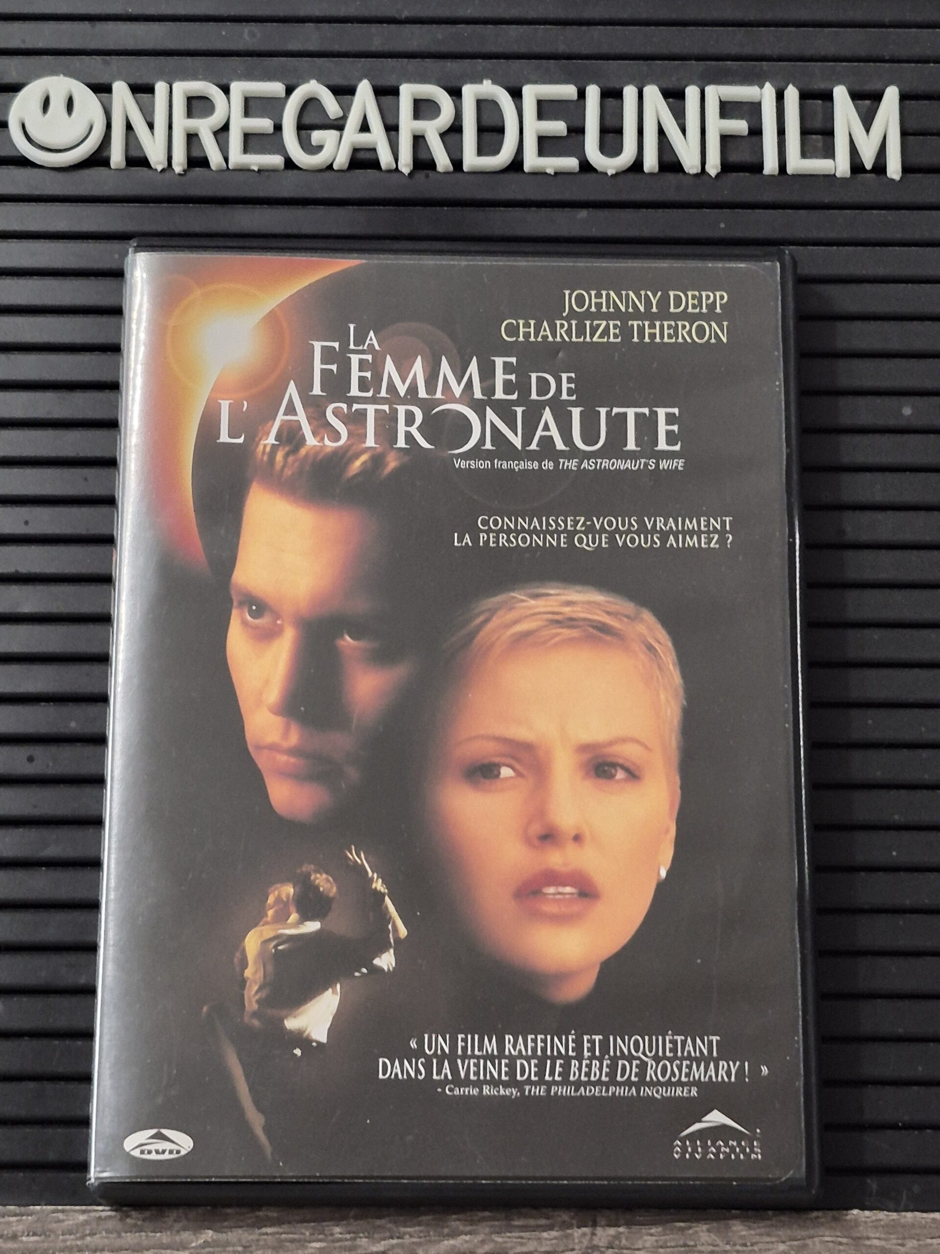 La Femme de l'Astronaute / The Astronaut's Wife (1999)