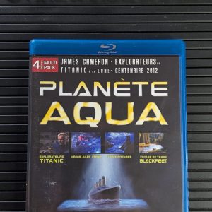 PLANÈTE AQUA
Exploreurs du Titanic & Les Héros du Festival Jules Verne & La Vie Secrète des Hippopotames & Rouge et Blanc. Voyage en Terre. Blackfeet / Titanic Explorer (1998) & Heroes of Jules Verne Festival (2010) & The Secret life of Hippos (2014) & Red and White: Gone with the West (2008)