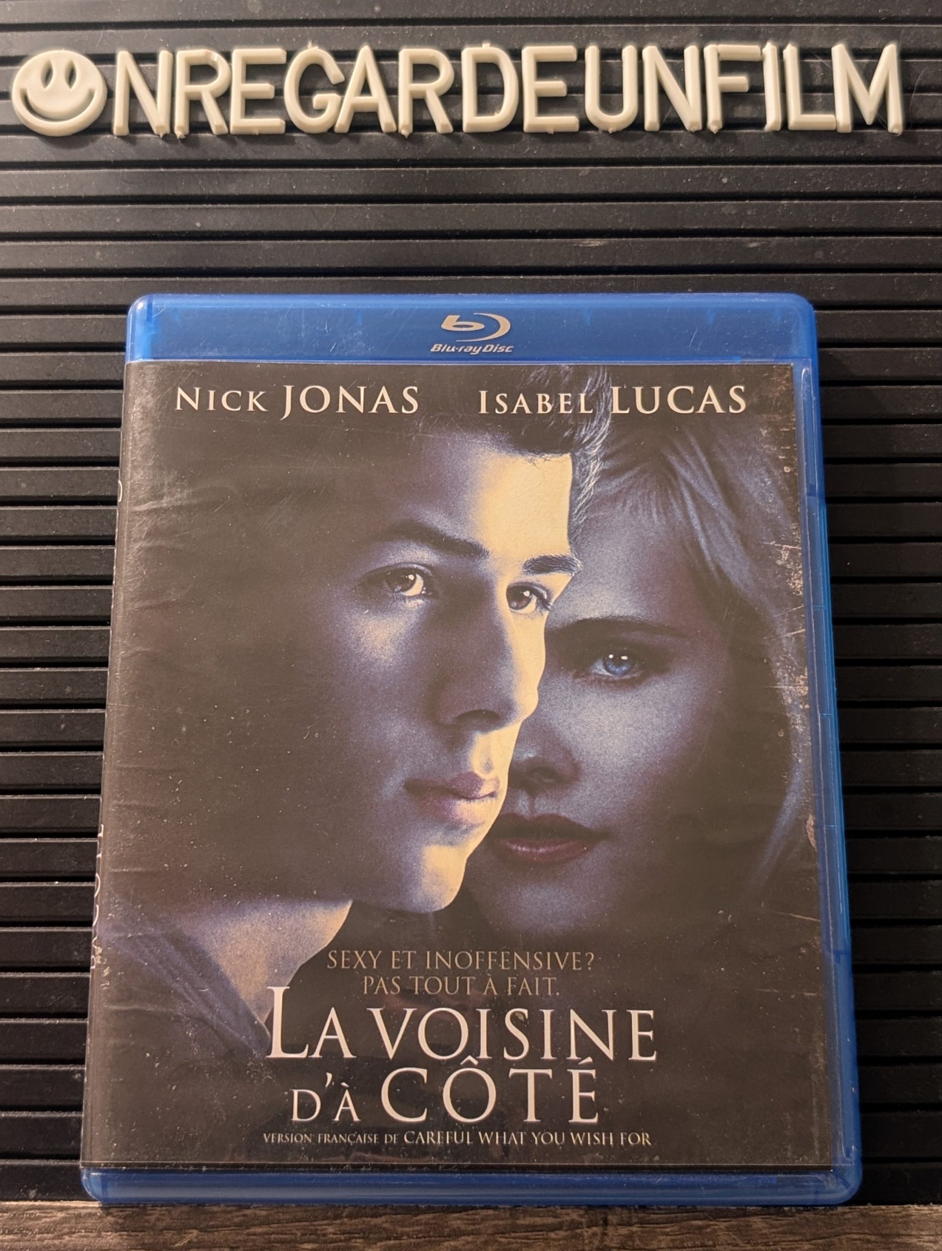 La Voisine d'à Côté / Careful What You Wish For (2015)