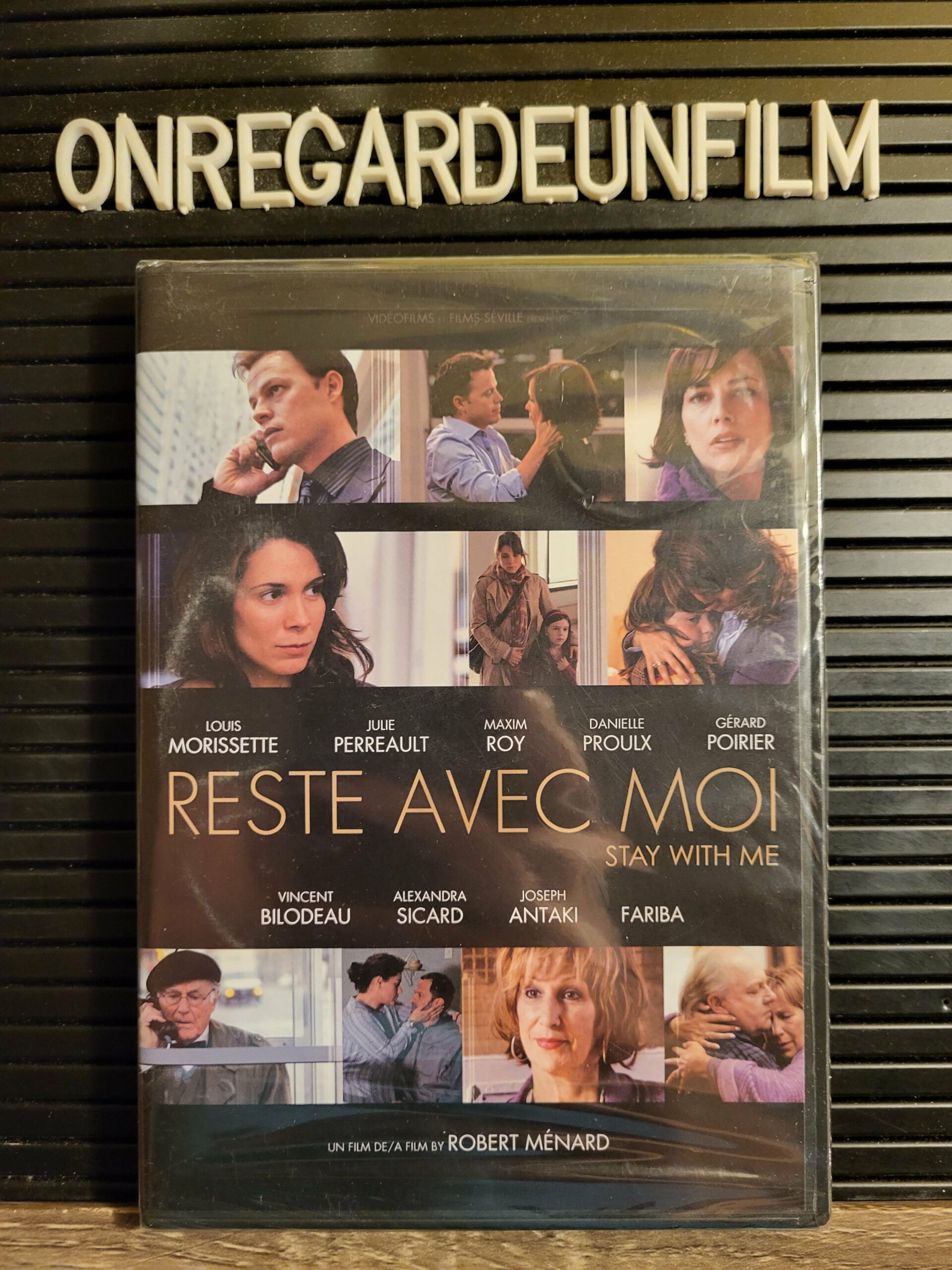 Reste avec moi (2010)