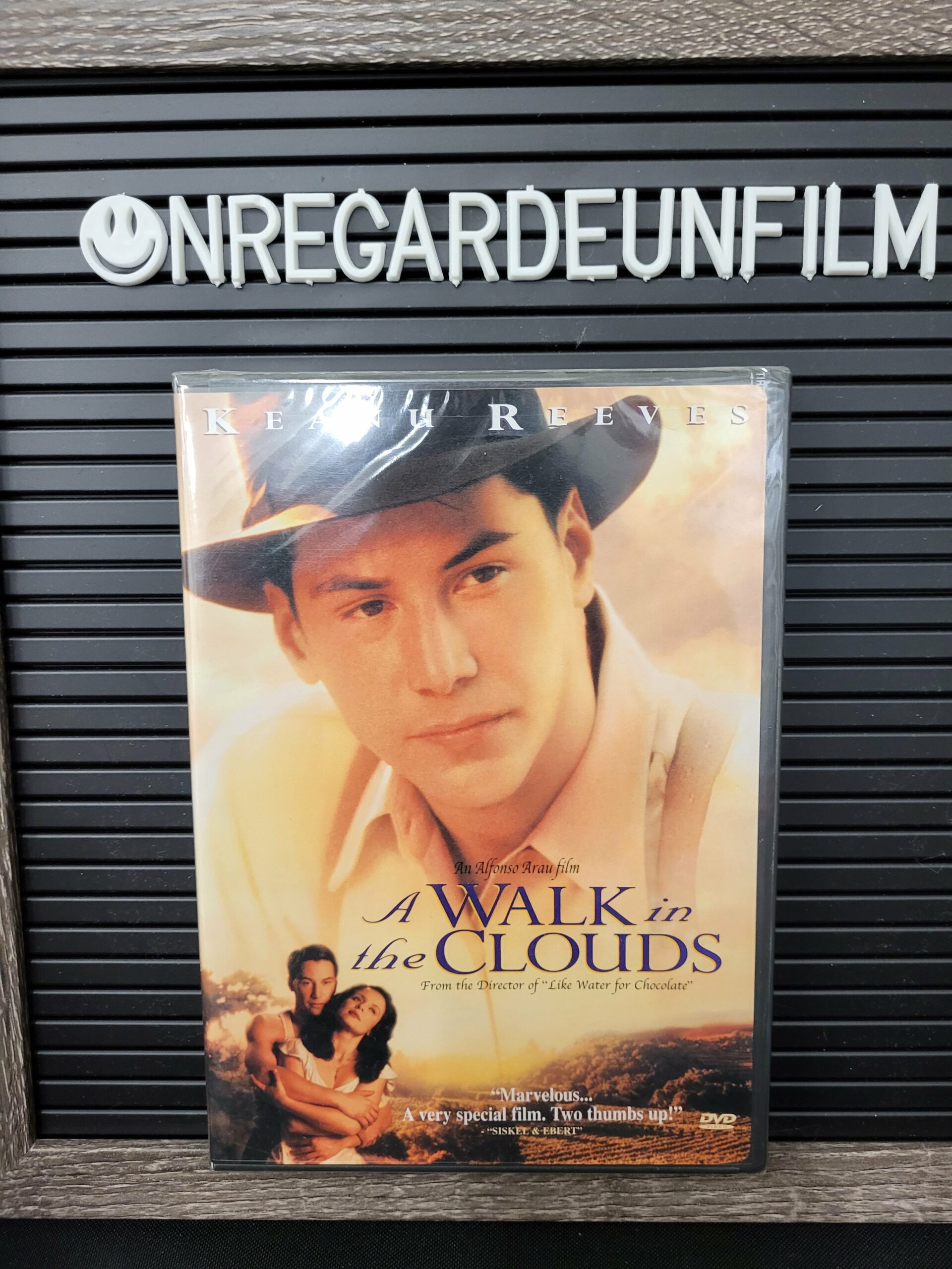 La vallée des nuages / A Walk in the Clouds (1995)