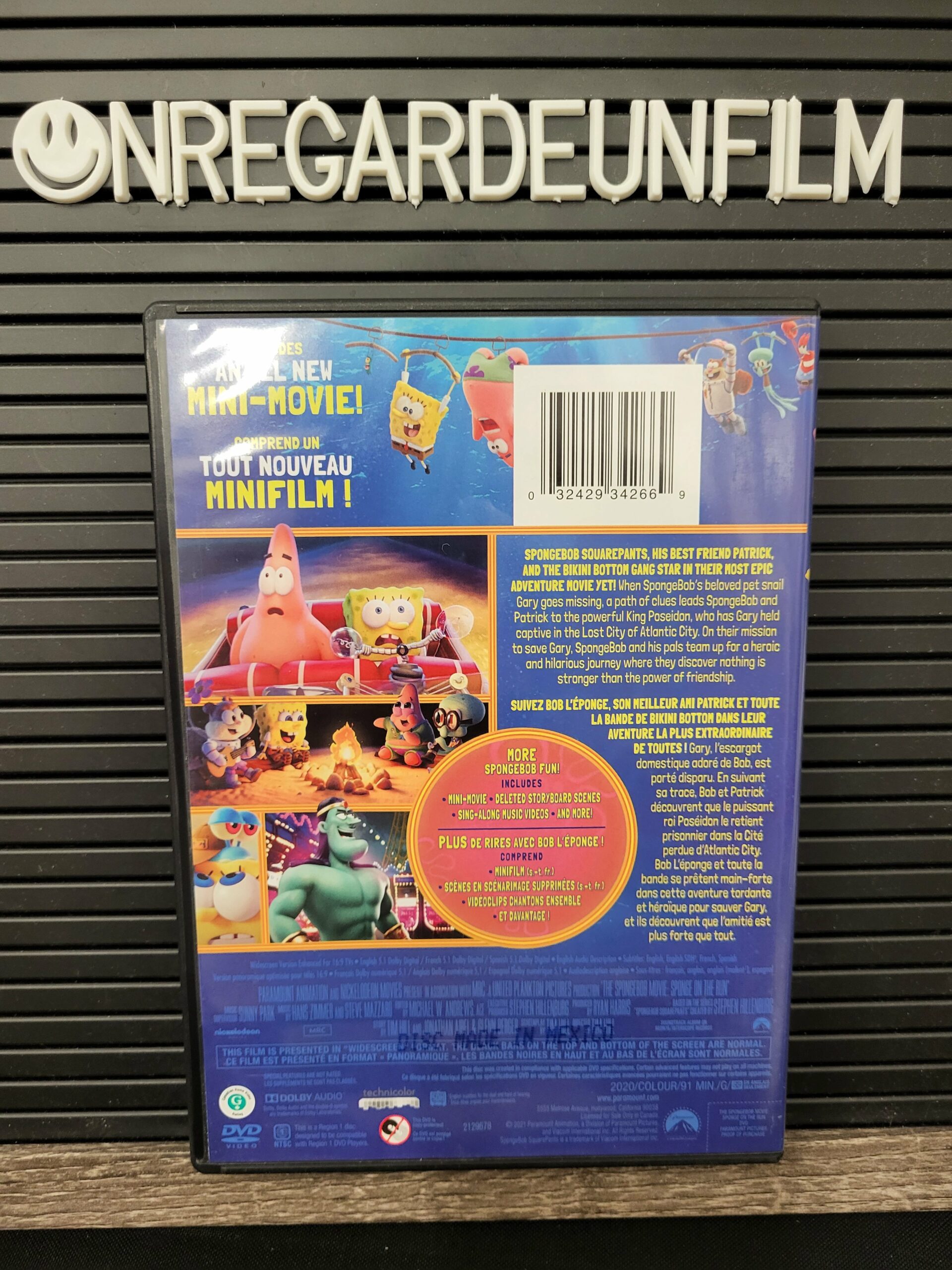 Collection 3 films SPONGEBOB / SPONGEBOB 3 Movie Collection
Bob l'éponge, le film & Bob l'éponge, le film: Éponge à court d'eau & Bob l'Éponge, le film: Éponge en fuite / The SpongeBob SquarePants Movie (2004) The SpongeBob Movie: Sponge Out of Water (2015) & The SpongeBob Movie: Sponge on the Run (2020) – Image 10
