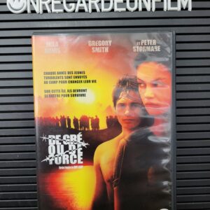 De Gré ou de Force / Boot Camp (Suffer Island) (2008)