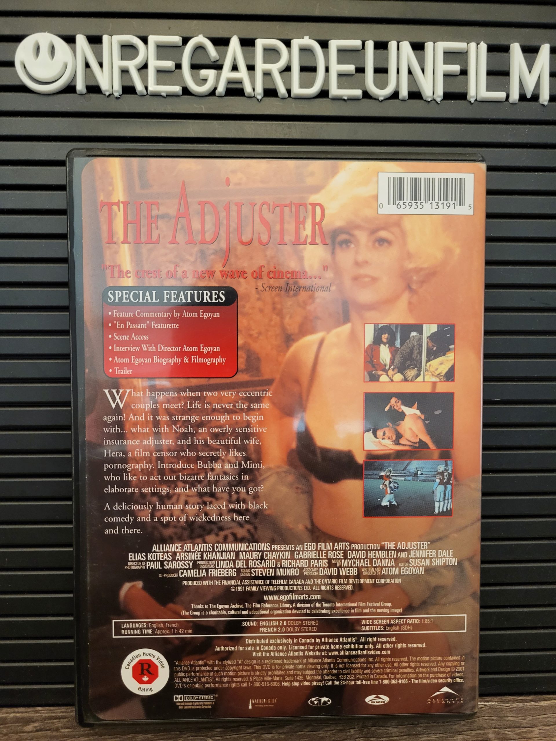 L'Expert en Sinistres / The Adjuster (1991) {Zone 1/NTSC} – Image 2
