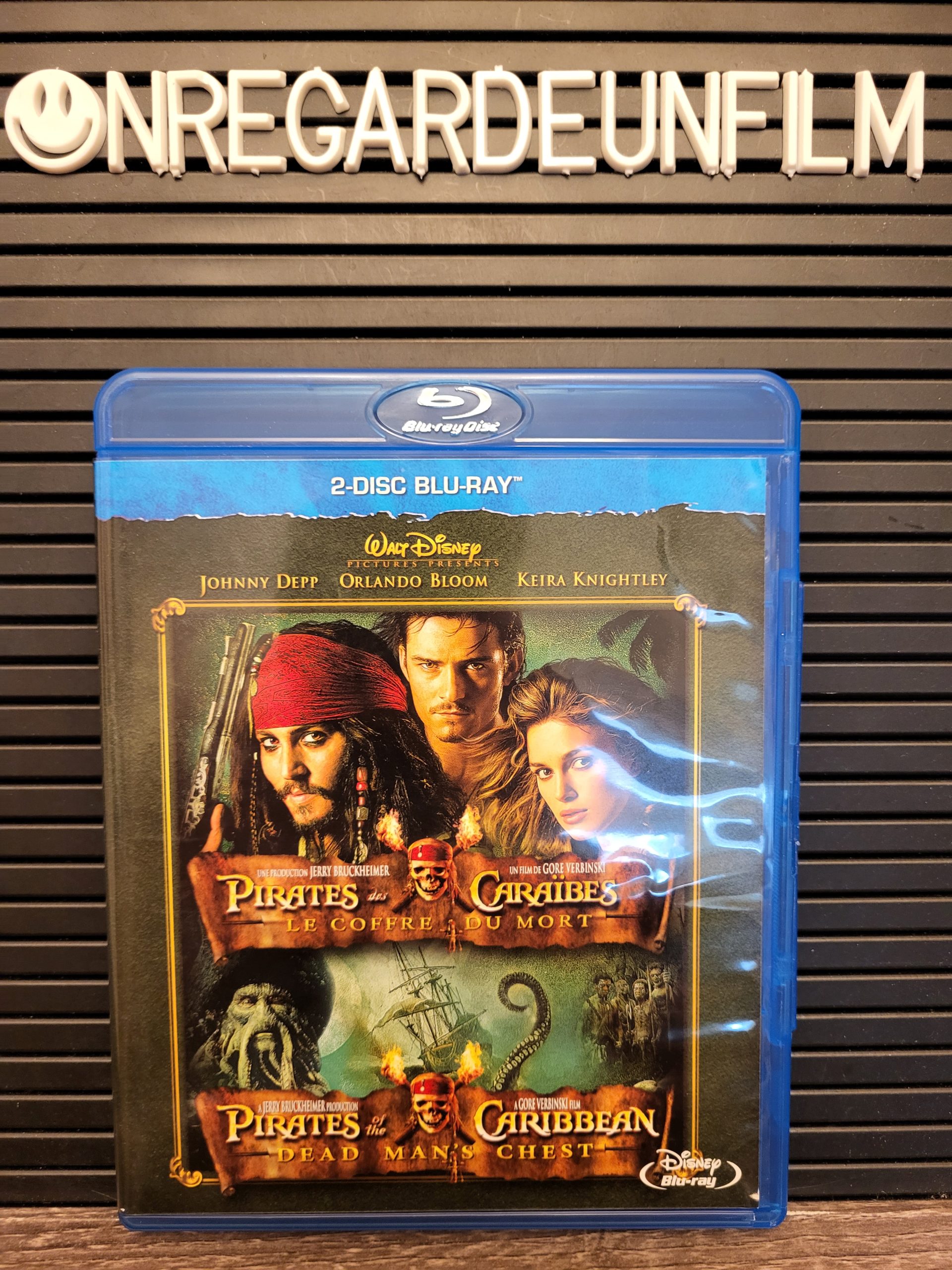 Pirates des Caraïbes - La Malédiction de la Perle Noire & Pirates des Caraïbes: Le Coffre du Mort & Pirates des Caraïbes: Jusqu'au Bout du Monde / Pirates of the Caribbean: The Curse of the Black Pearl (2003) & Pirates of the Caribbean: Dead Man's Chest (2006) & Pirates of the Caribbean: At World's End (2007) – Image 9