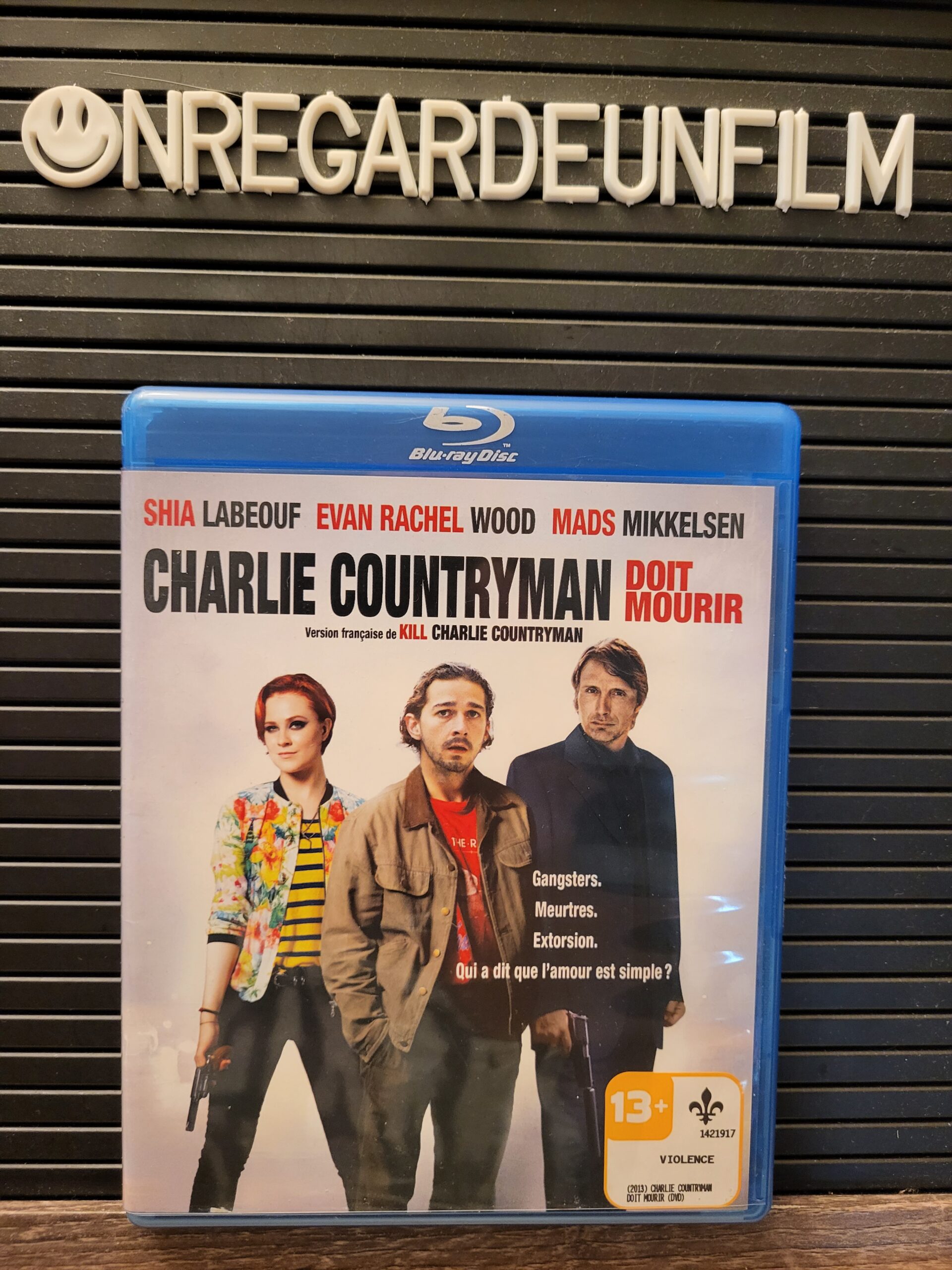 Charlie Countryman doit Mourir / Kill Charlie Countryman (The Necessary Death of Charlie Countryman) (2013)