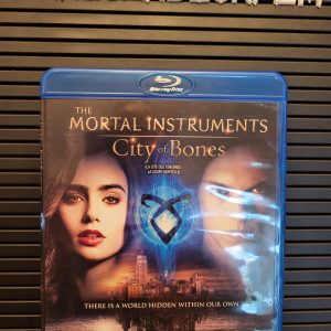 La Cité des Ténèbres. La Coupe Mortelle / The Mortal Instruments. City of Bones (2013)