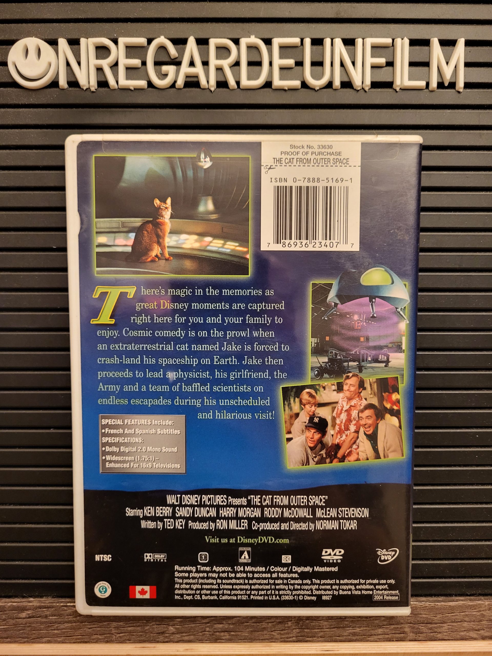 The Cat from Outer Space (1978) – Image 2
