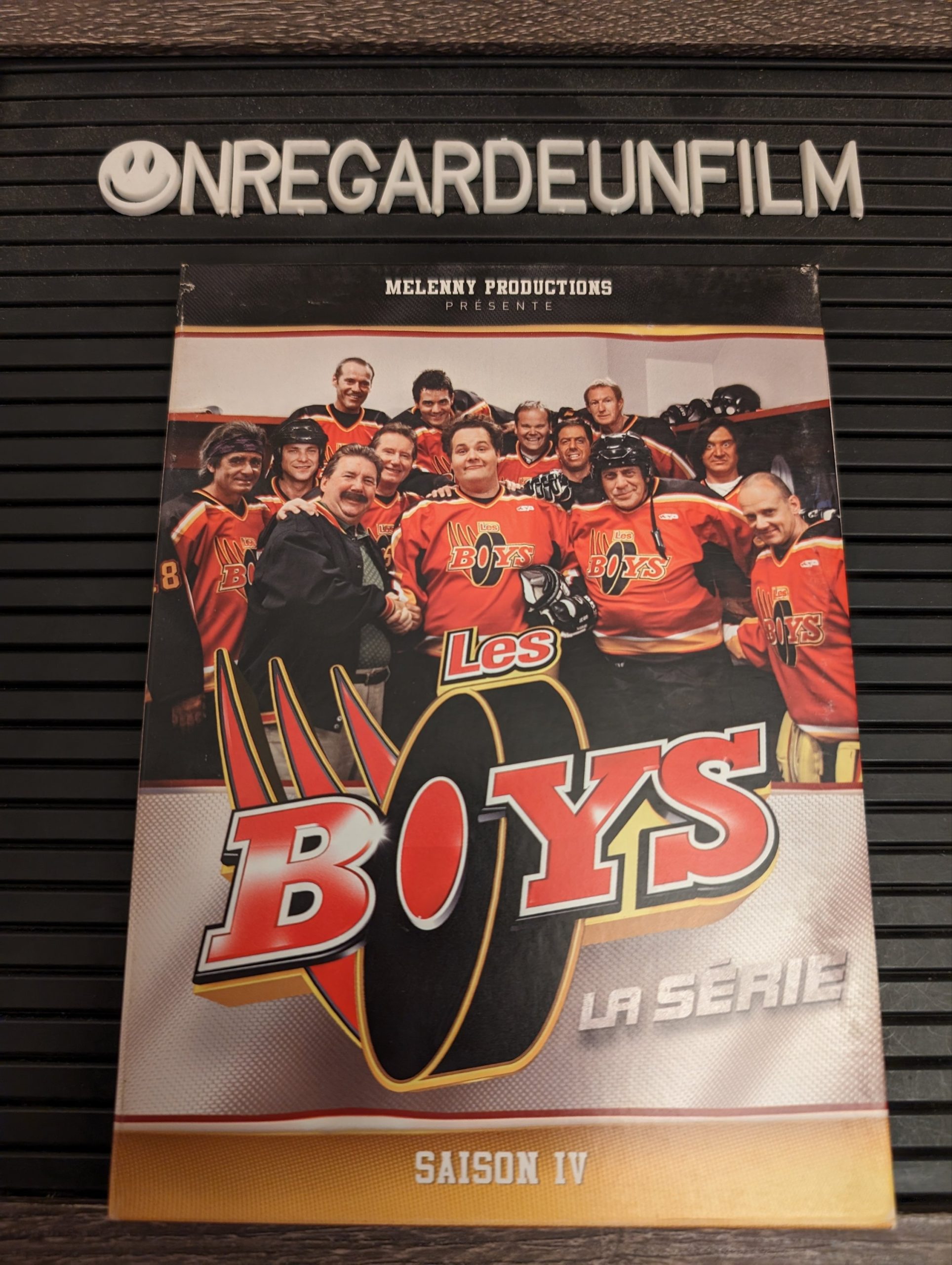 LES BOYS LA SÉRIE
Saison 1-2-3-4-5 (2007-2014) – Image 12