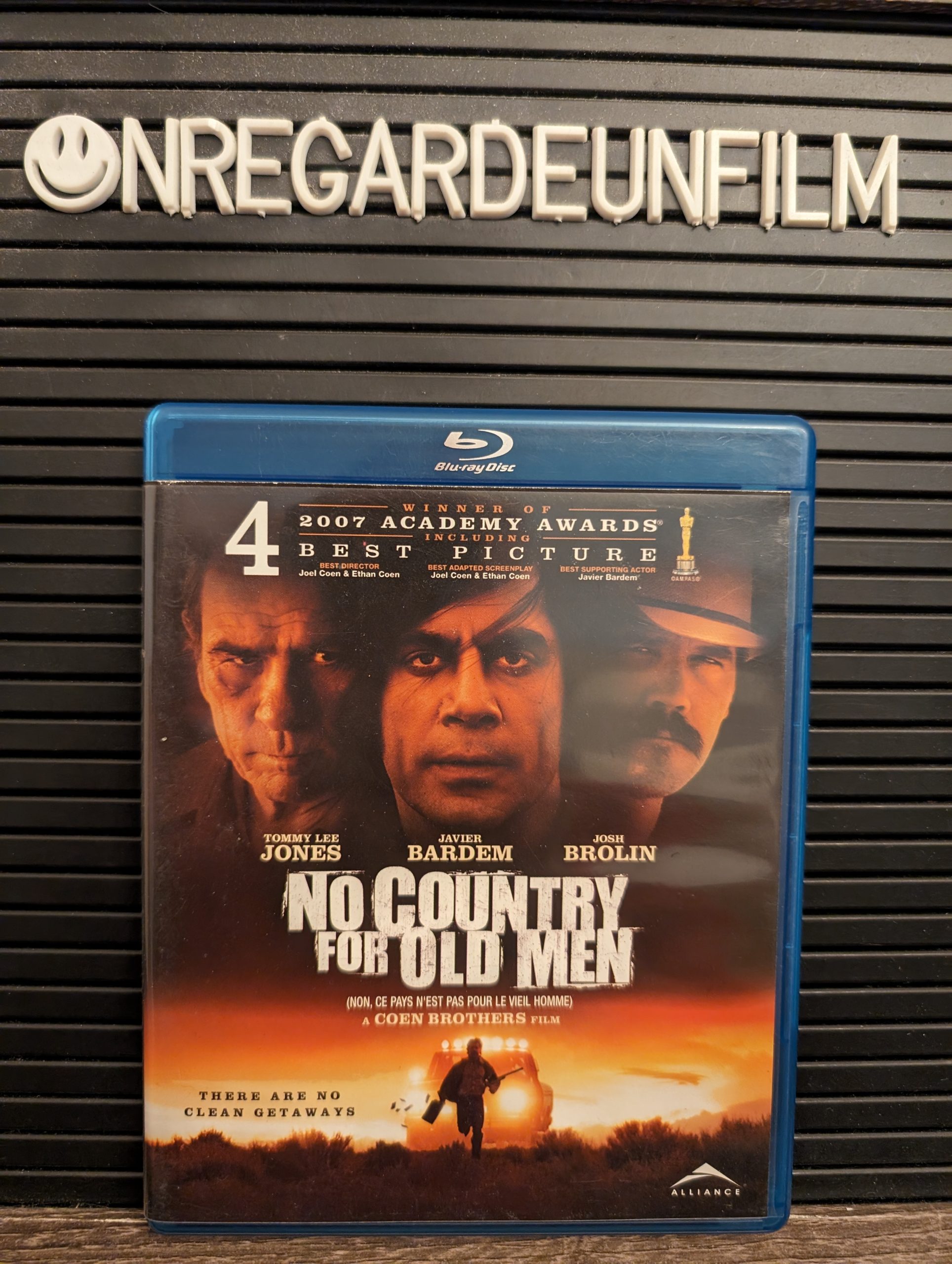 No Country for Old Men (2007)