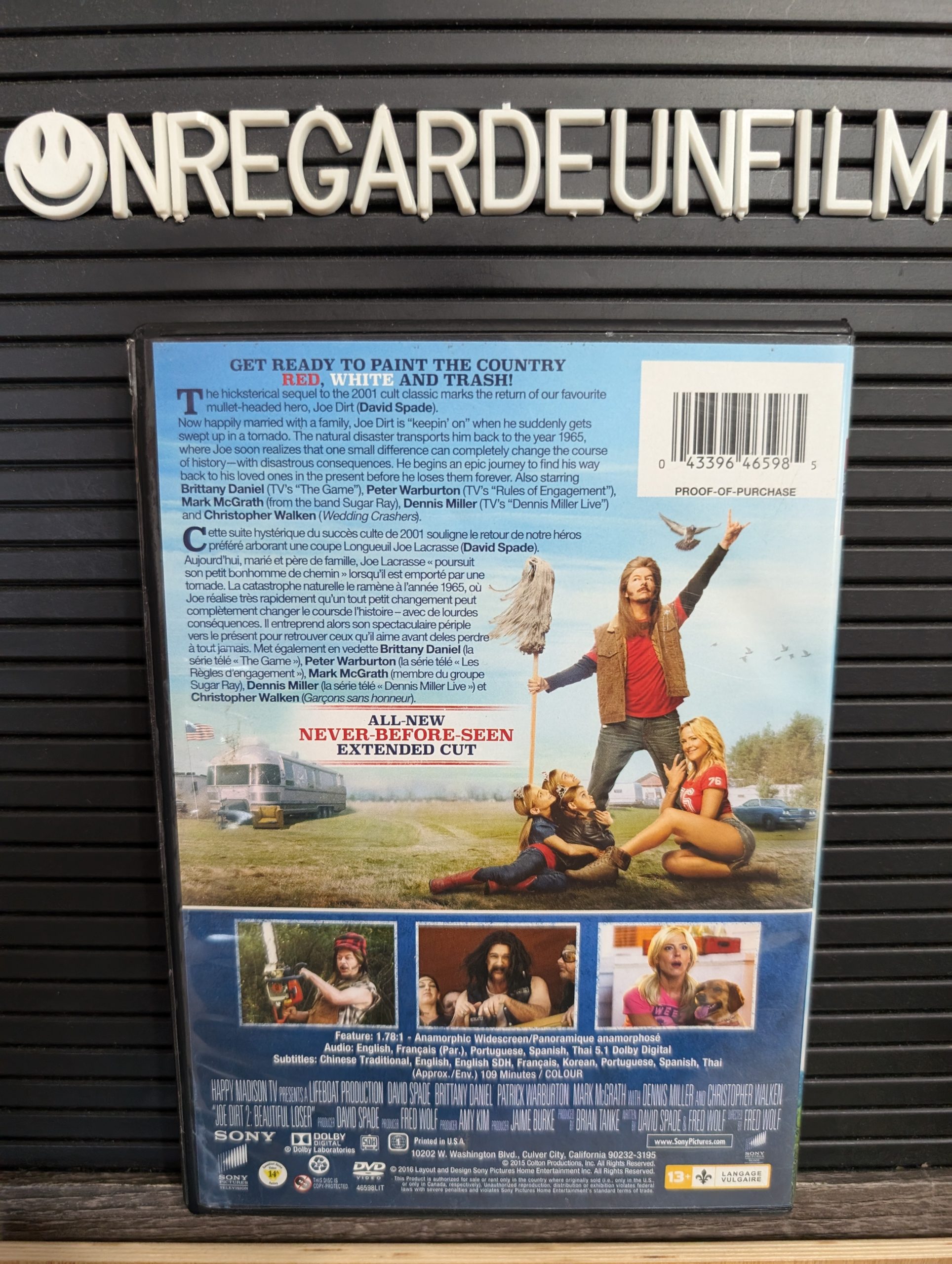 Joe Lacrasse 2: Un Bon Gros Loser / Joe Dirt 2: Beautiful Loser (2015) – Image 2