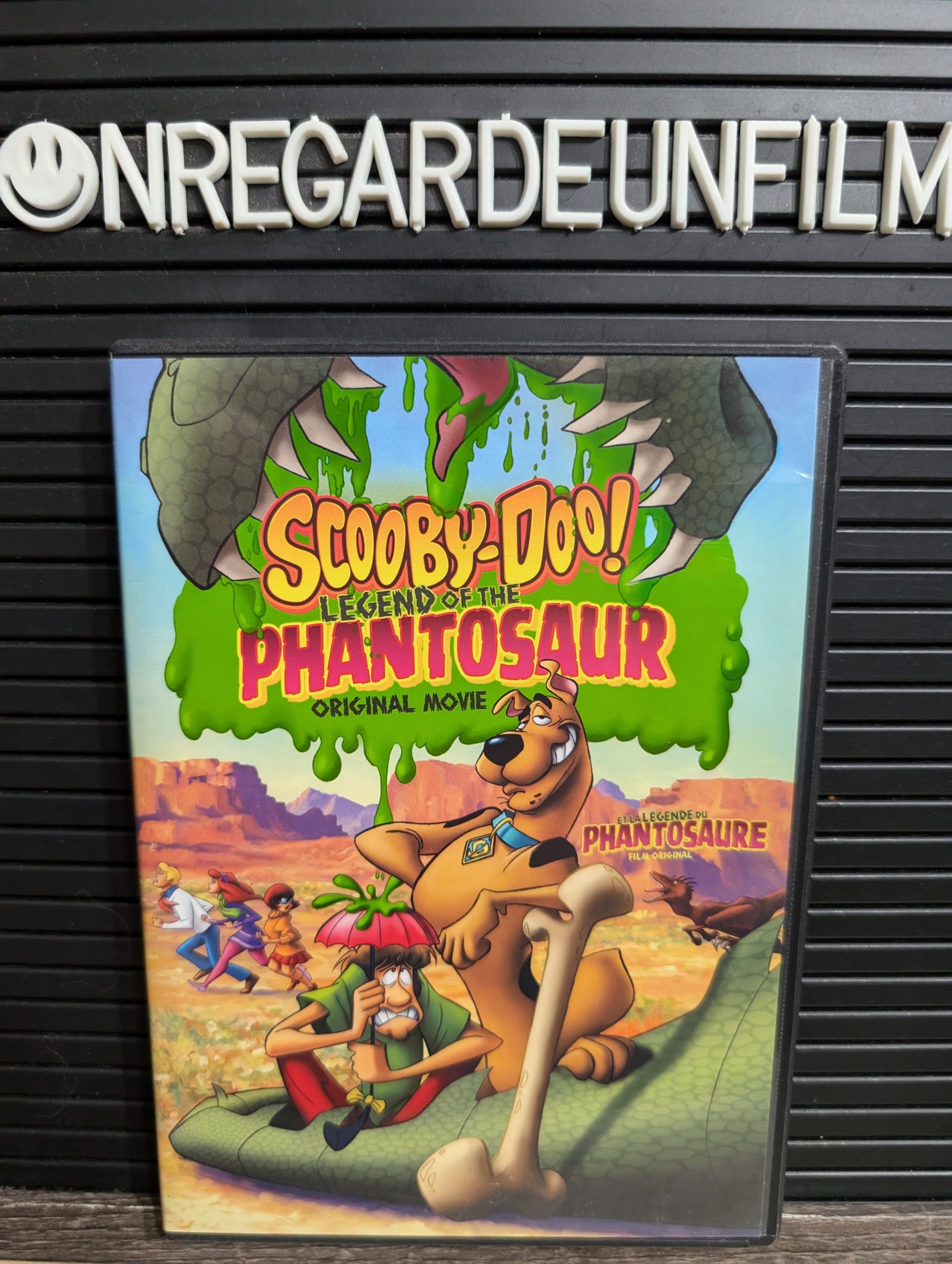 SCOOBY-DOO! La Légende du Phantosaure / Legend of the Phantosaur (2011)