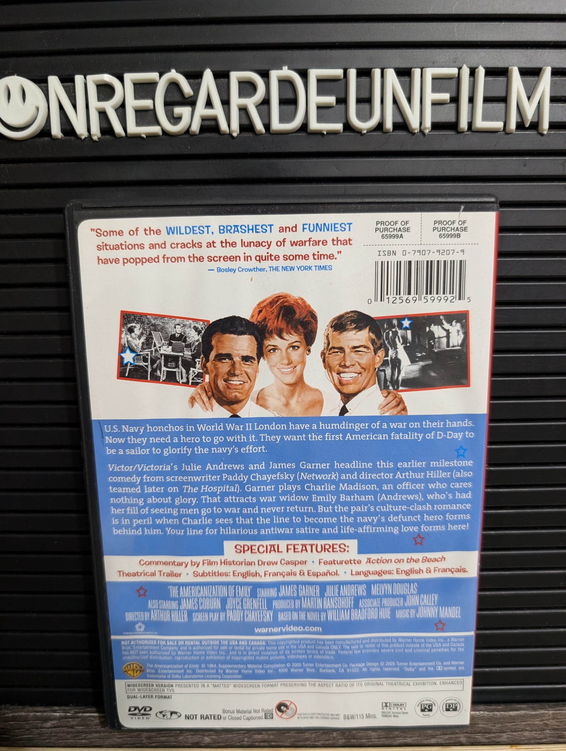 Les Jeux de l'Amour et de la Guerre / The Americanization of Emily (1964) – Image 2