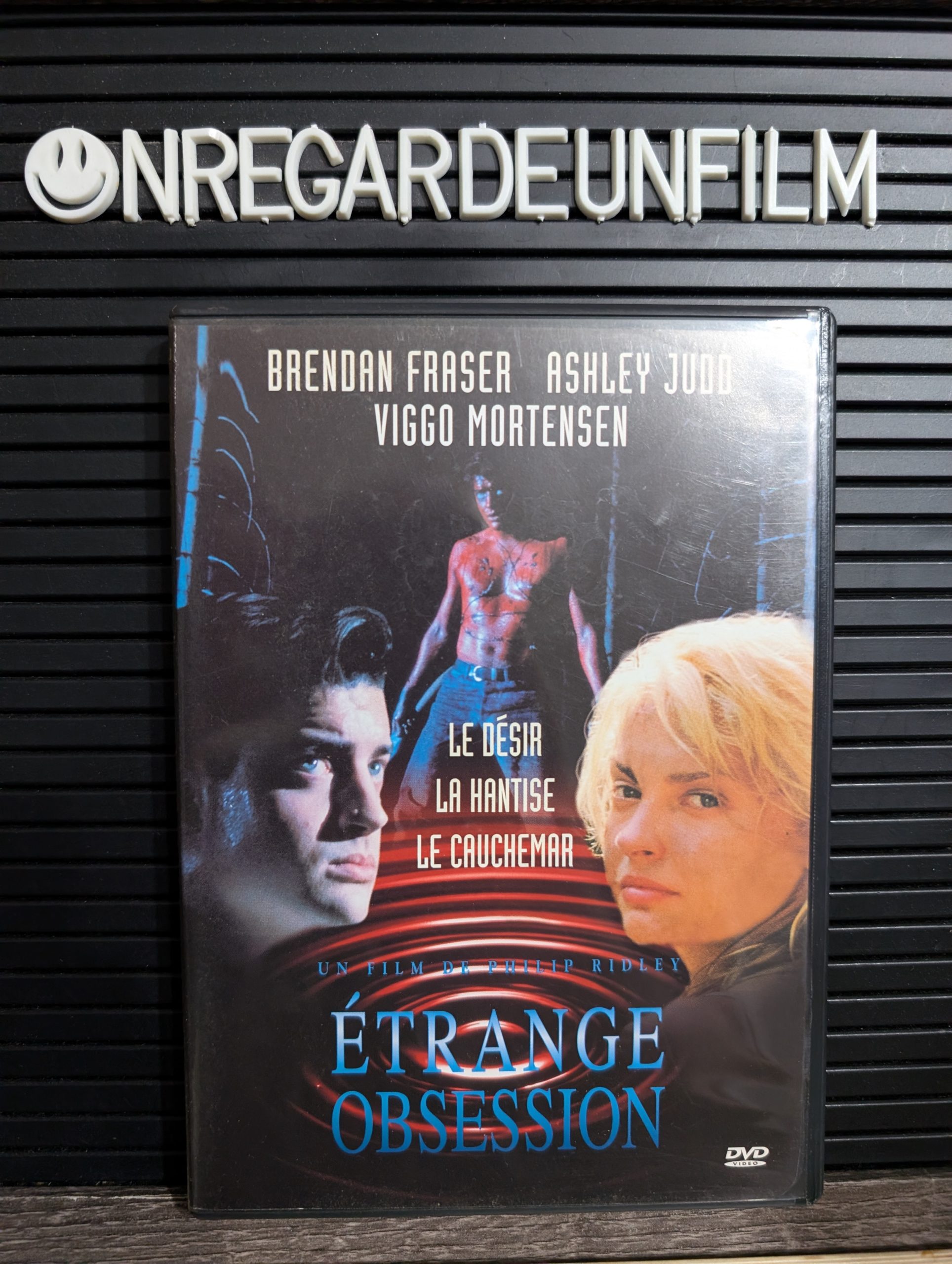 Étrange Obsession / The Passion of Darkly Noon (1995)