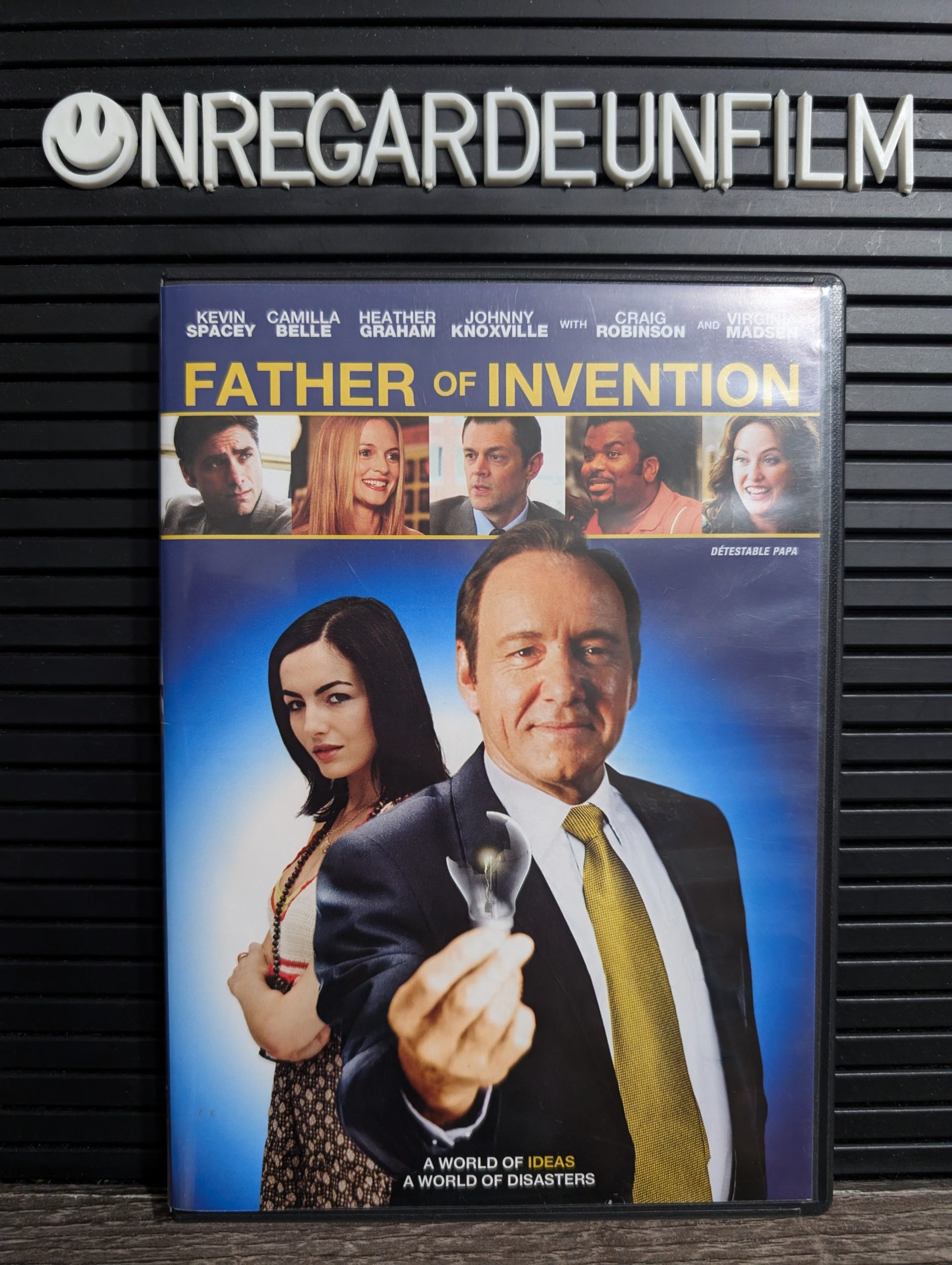 Détestable Papa / Father of Invention (2010)