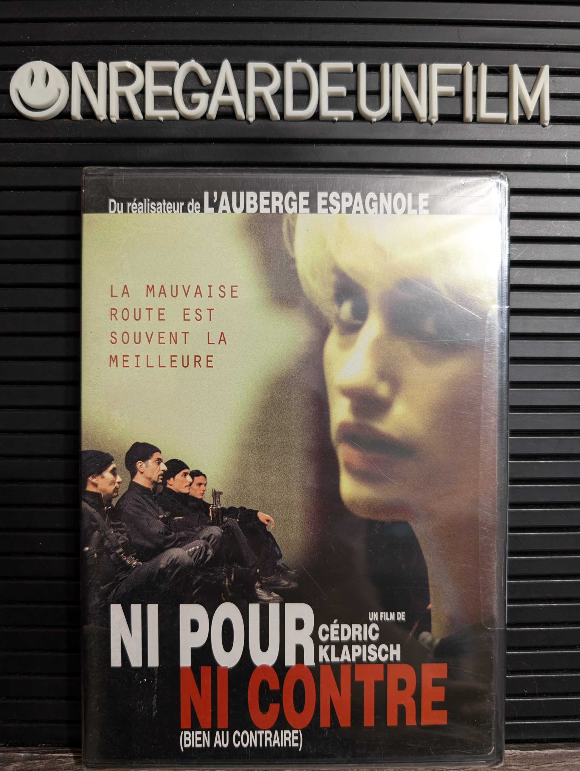 Ni Pour, Ni Contre (Bien au Contraire) (2003)