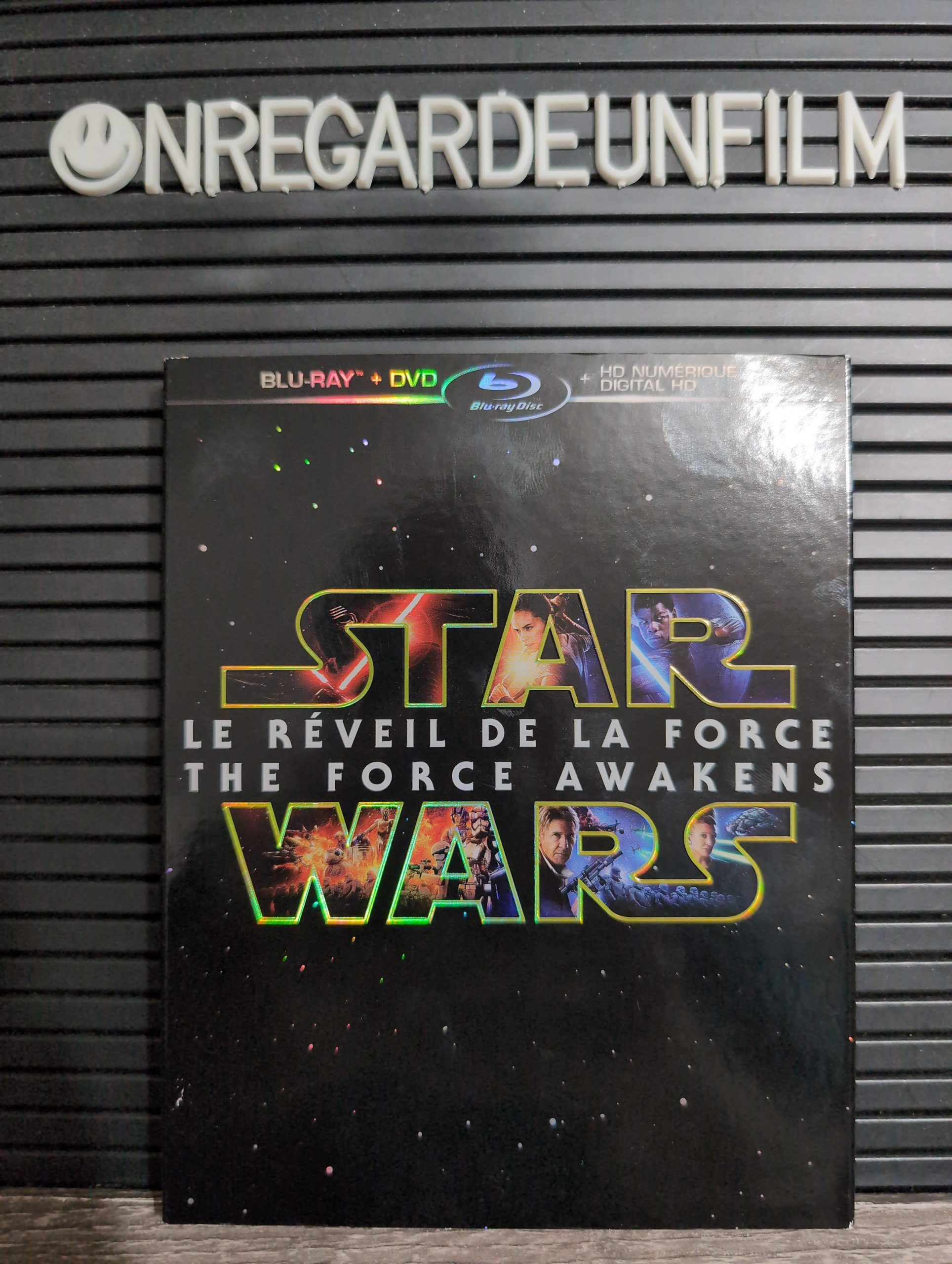 La Guerre des Étoiles VII - Le Réveil de la Force / Star Wars: Episode VII - The Force Awakens (2015)