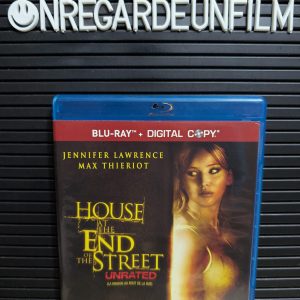 La Maison au Bout de la Rue / House at the End of the Street (2012)