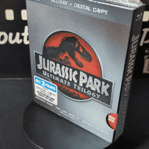 PARC JURASSIQUE TRILOGIE / JURASSIC PARK TRILOGY
Le Parc Jurassique & Le Monde Perdu: Jurassic Park & Le Parc Jurassique III / Jurassic Park (1993) & The Lost World: Jurassic Park (1997) & Jurassic Park III (2001)