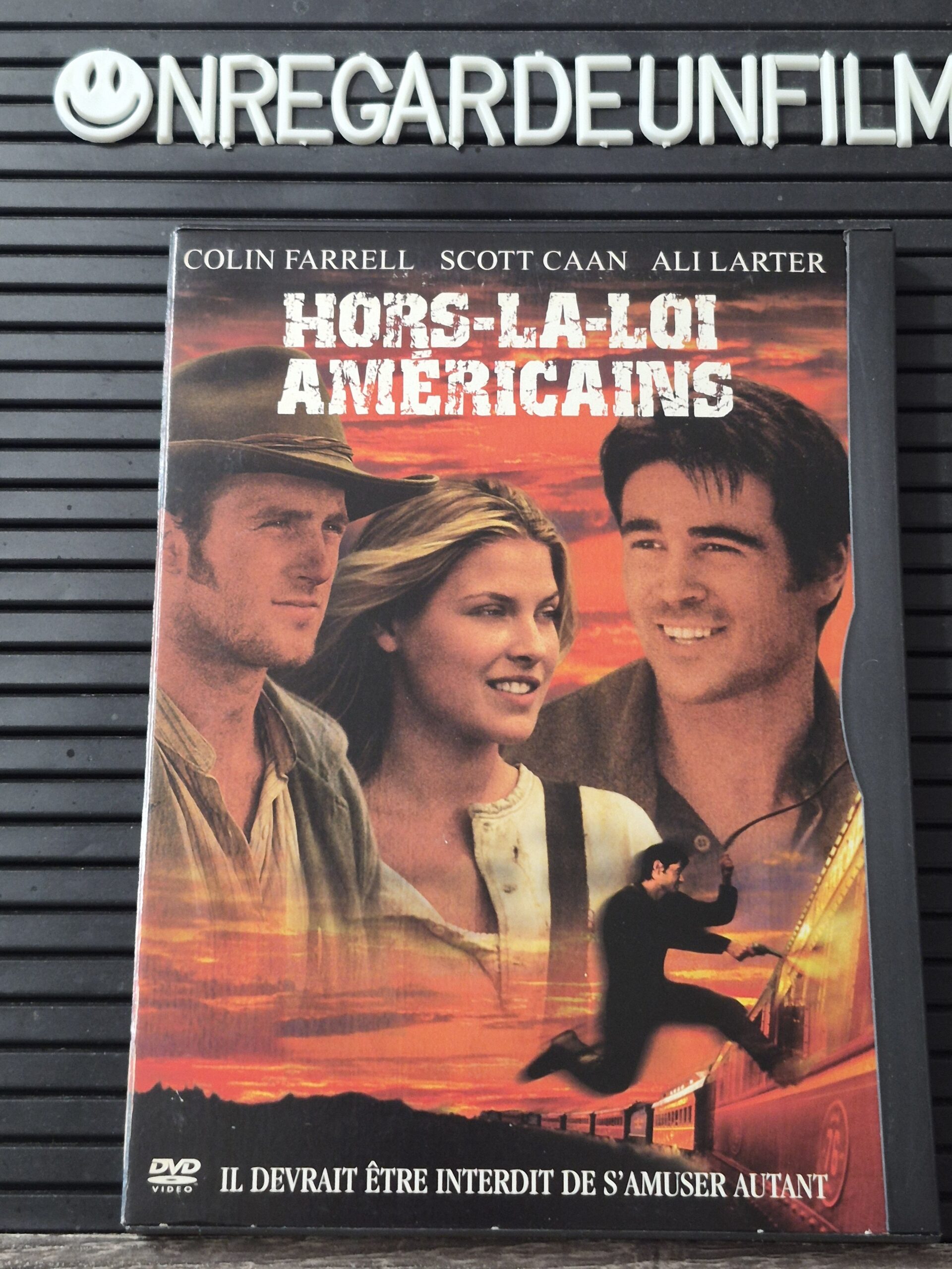Hors-la-Loi Américains / American Outlaws (2001)