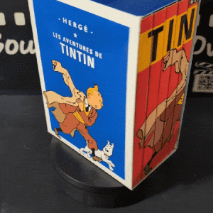LES AVENTURES DE TINTIN
Objectif Lune (1959) & On a Marché sur la Lune (1992) & Au Pays de l'Or Noir (1992) & Vol 714 pour Sydney (1992) & L'île noire (1960) & Le Sceptre d'Ottokar (1992) & Les 7 Boules de Cristal (1992) & Tintin et le Temple du Soleil (1969) & L'Étoile Mystérieuse (1959) & L'Oreille Cassée (1992)