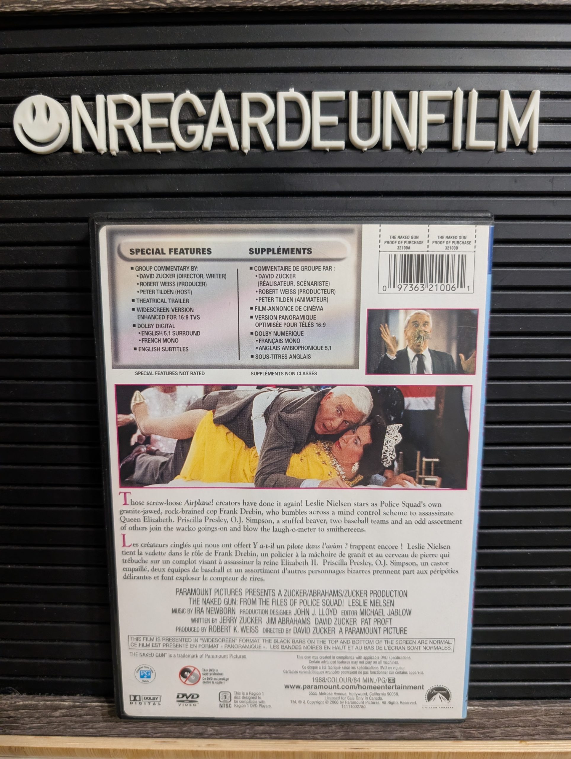 L'Agent fait la Farce / The Naked Gun: From the Files of Police Squad! (1988) – Image 2