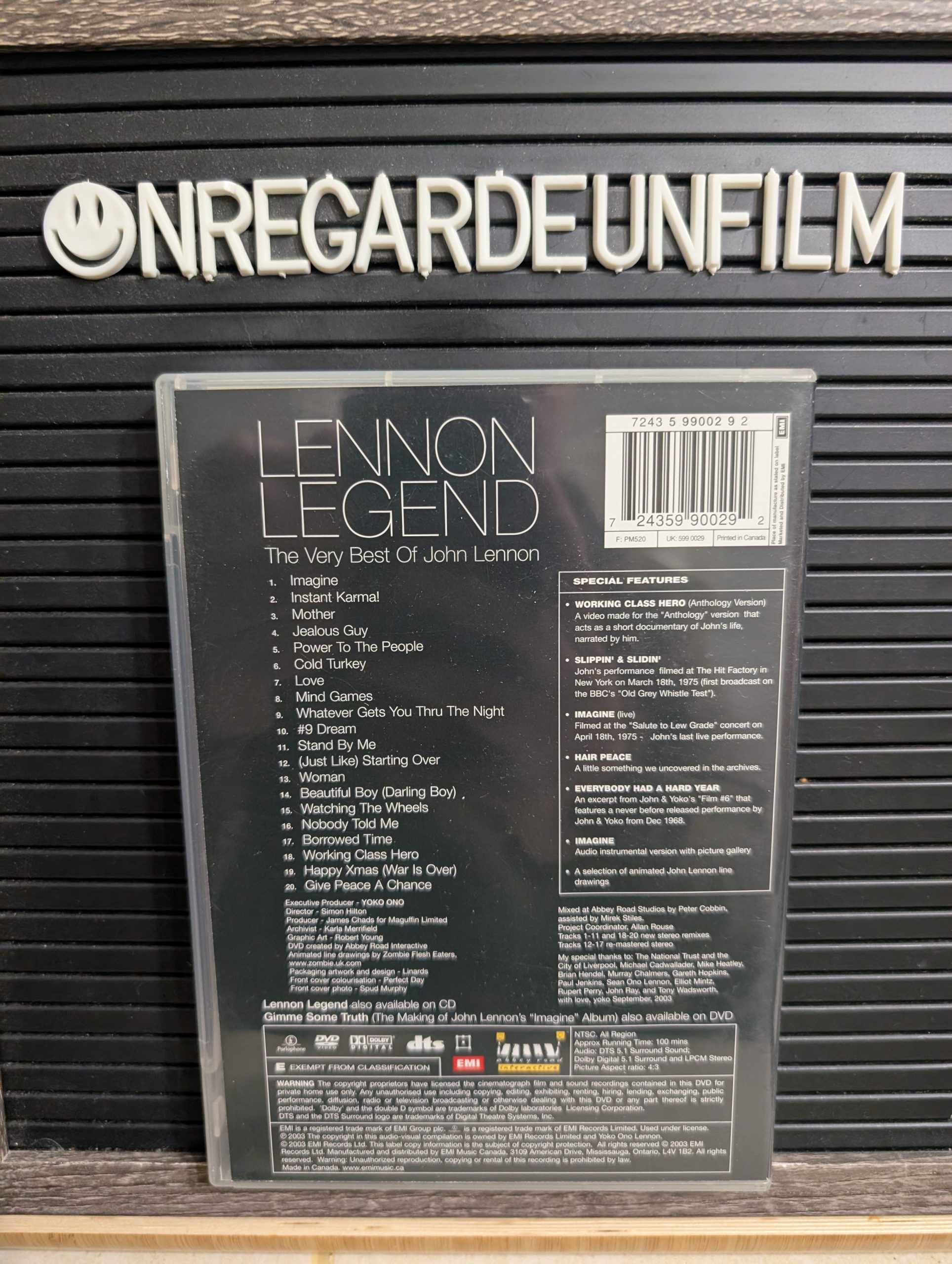 Lennon Legend: The Very Best of John Lennon (2003) – Image 2