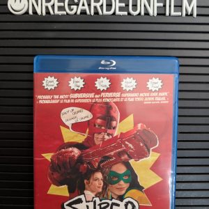 Super / Super (2010)