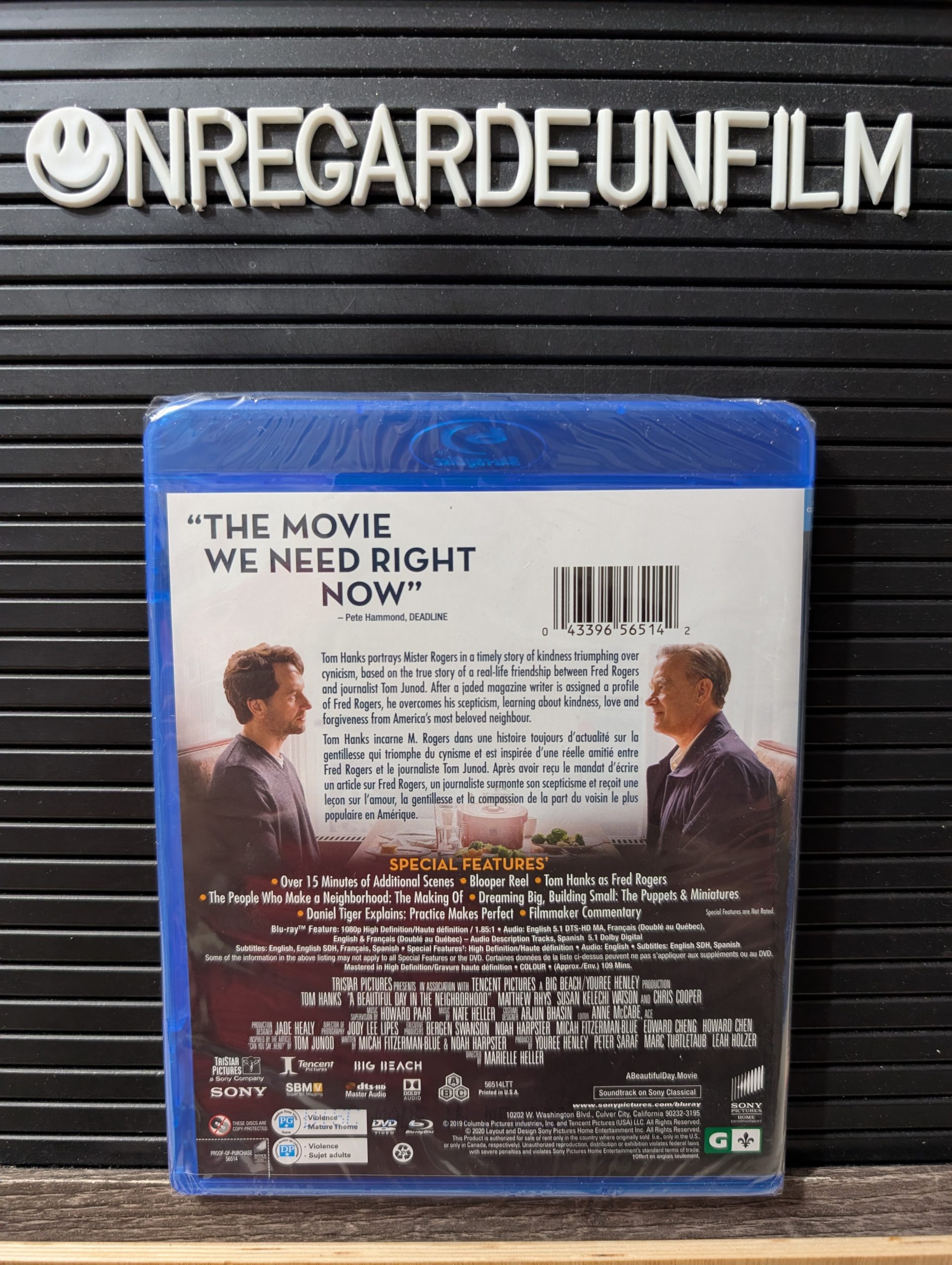 Bonjour, Voisin / A Beautiful Day in the Neighborhood (2019) – Image 2