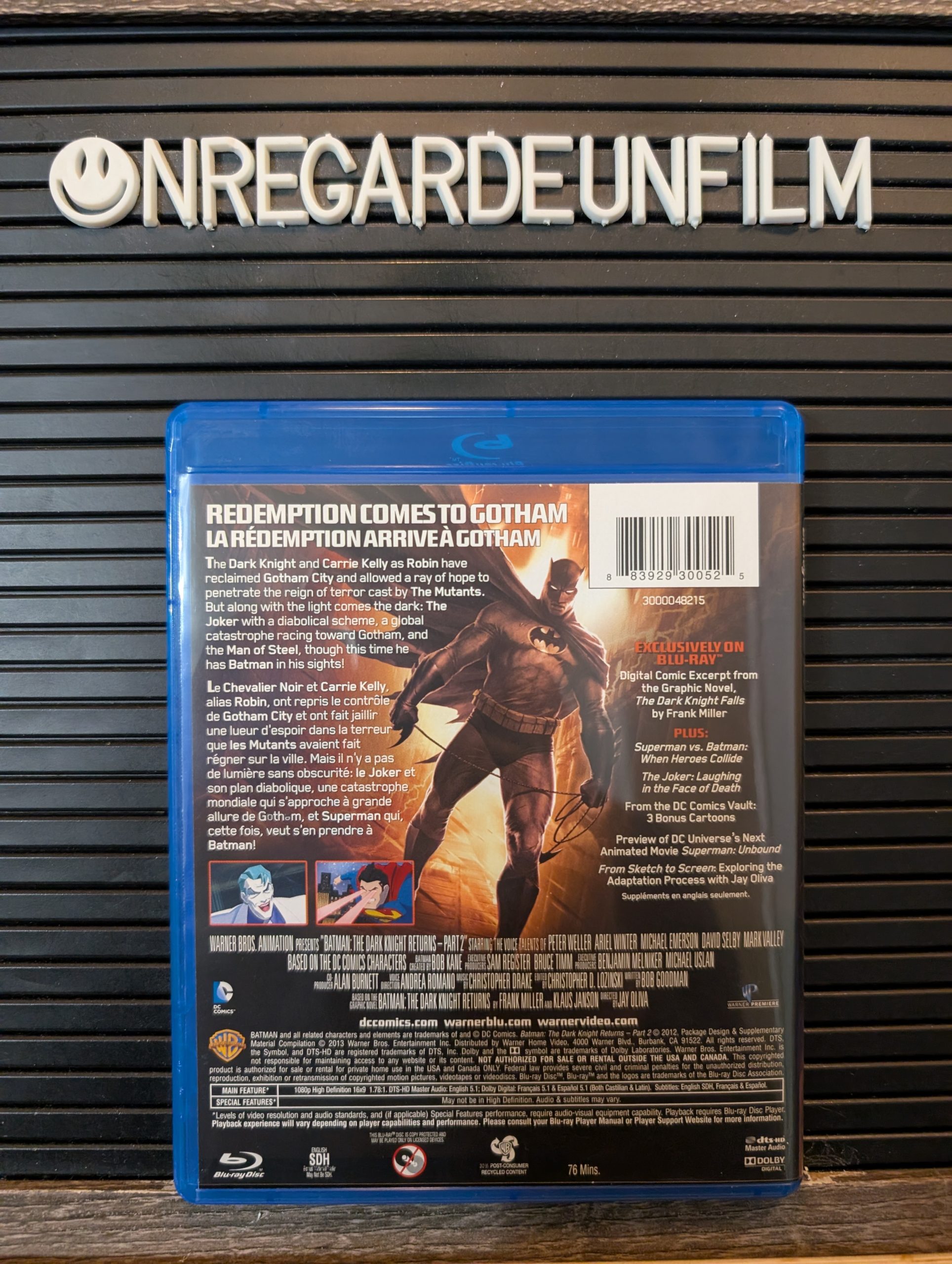 Batman: Le Retour du Chevalier Noir, Partie 2 / Batman: The Dark Knight Returns, Part 2 (2013) – Image 2