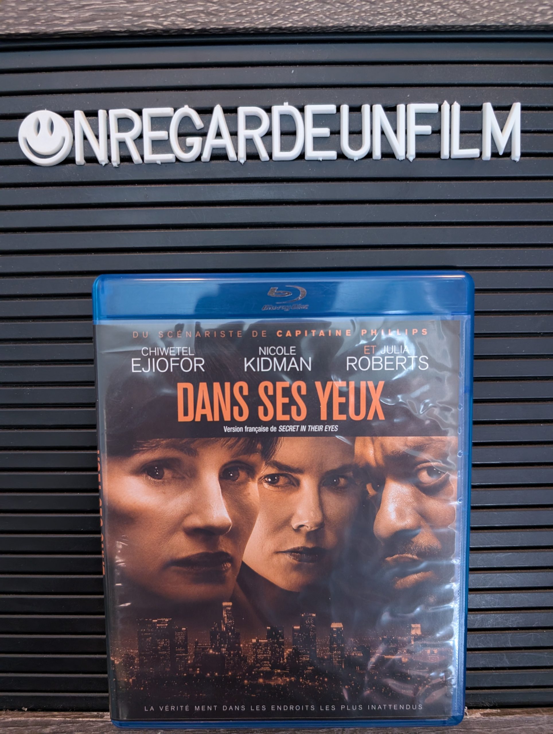 Dans ses Yeux (Aux Yeux de Tous) / The Secret in their Eyes (2015)