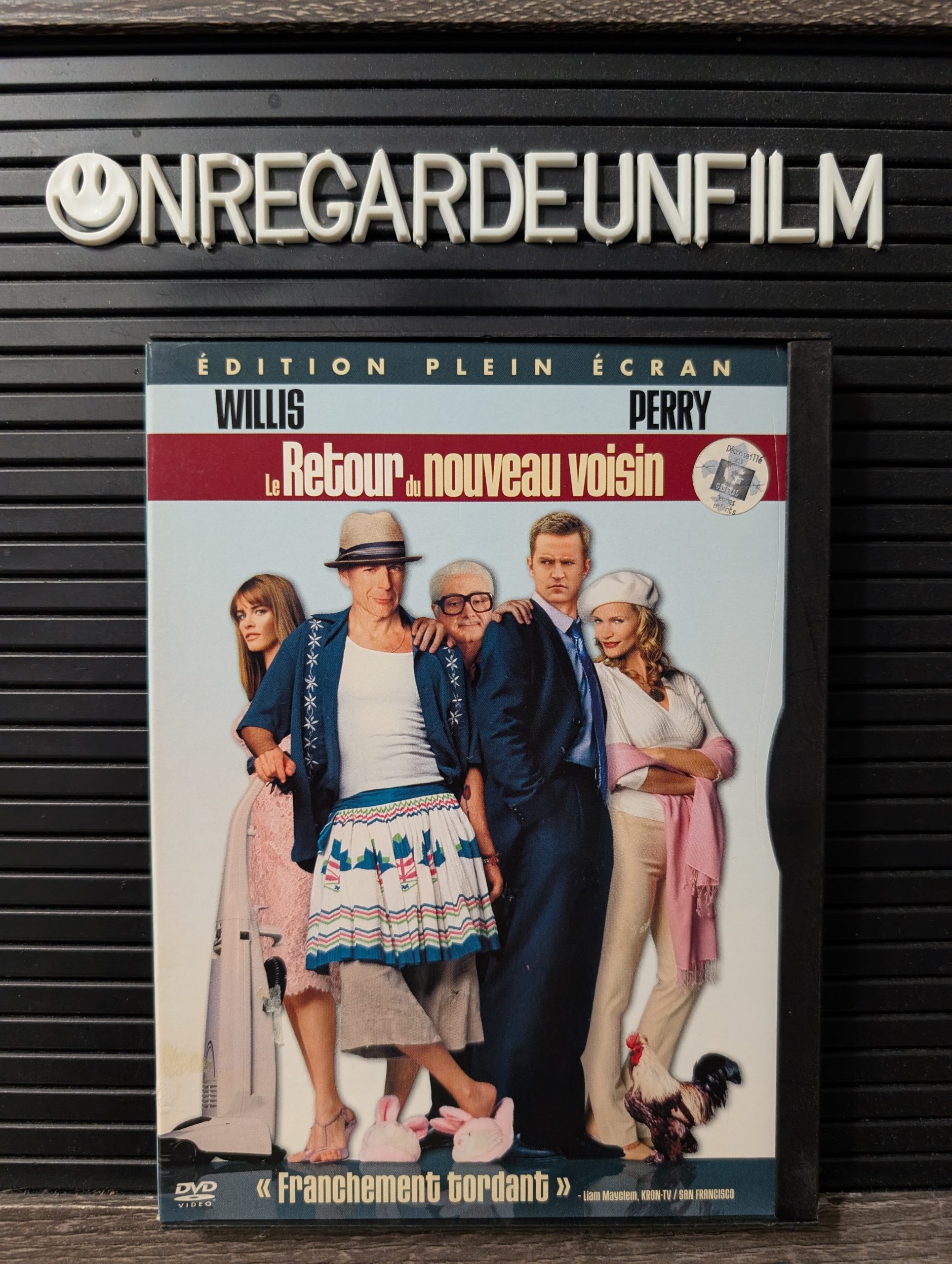 Le Retour du Nouveau Voisin / The Whole Ten Yards (2004)