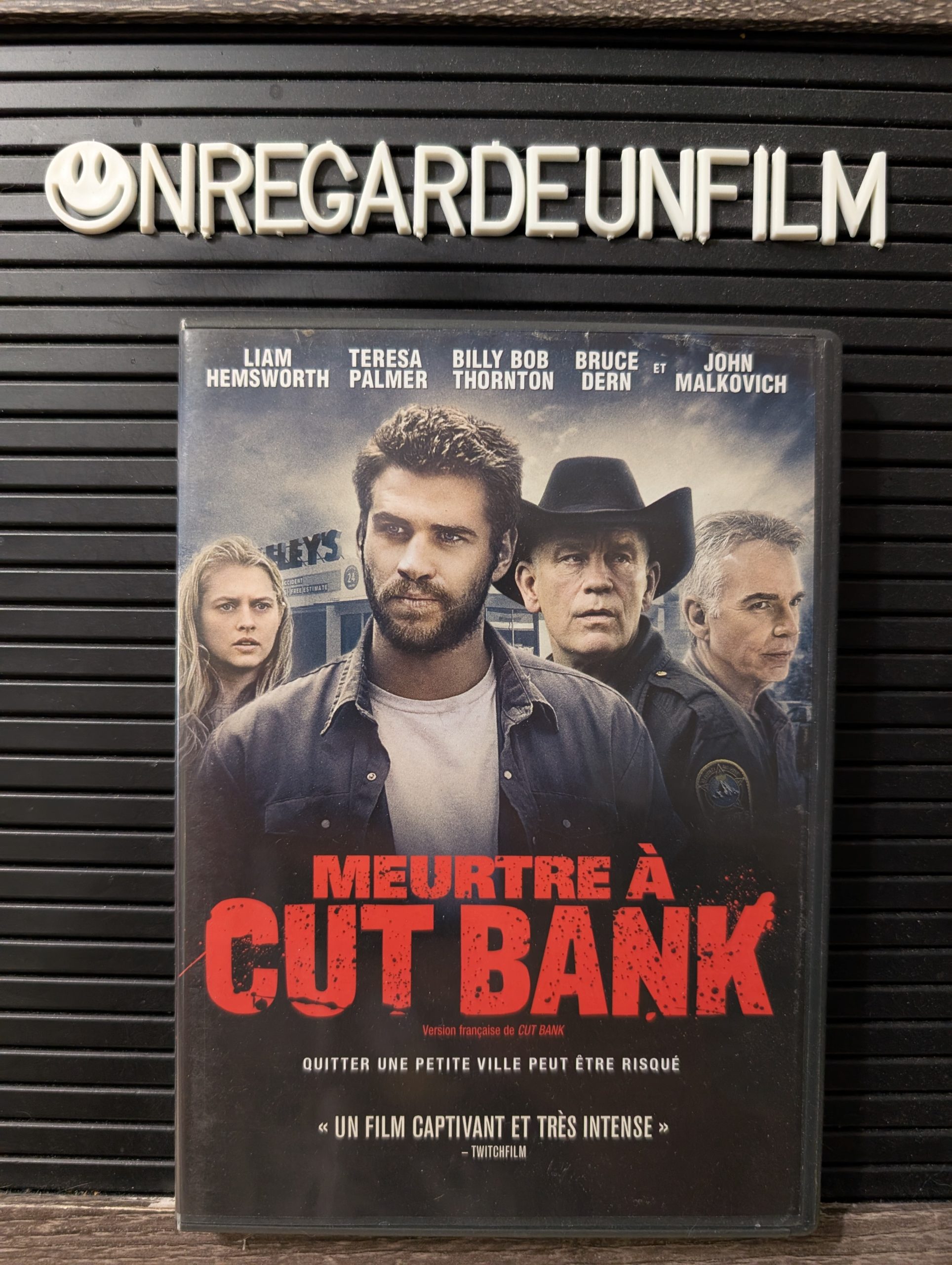 Meurtre à Cut Bank / Cut Bank (2014)