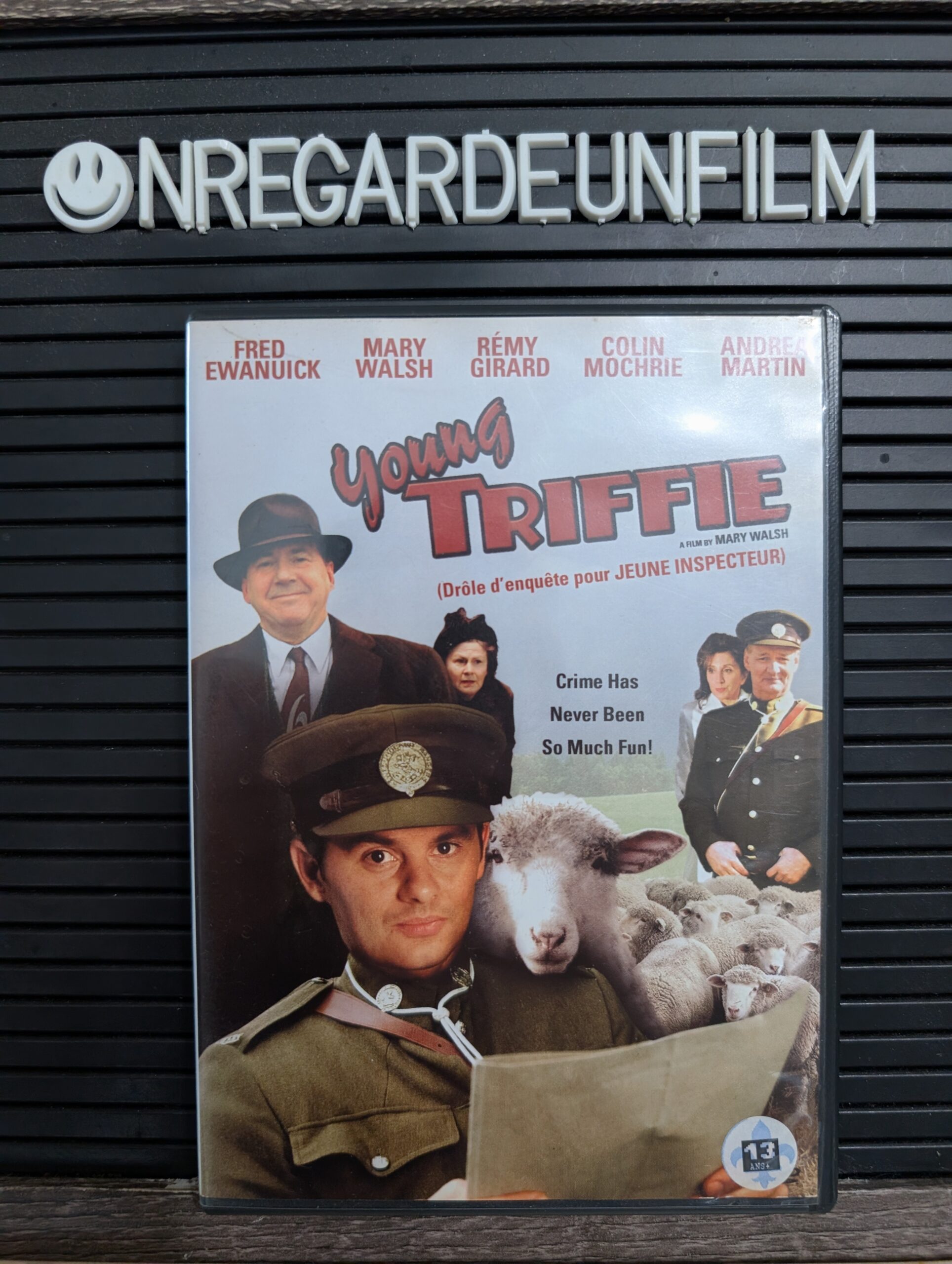 Drôle d'Enquête pour Jeune Inspecteur / Young Triffie's Been Made Away With (2006)