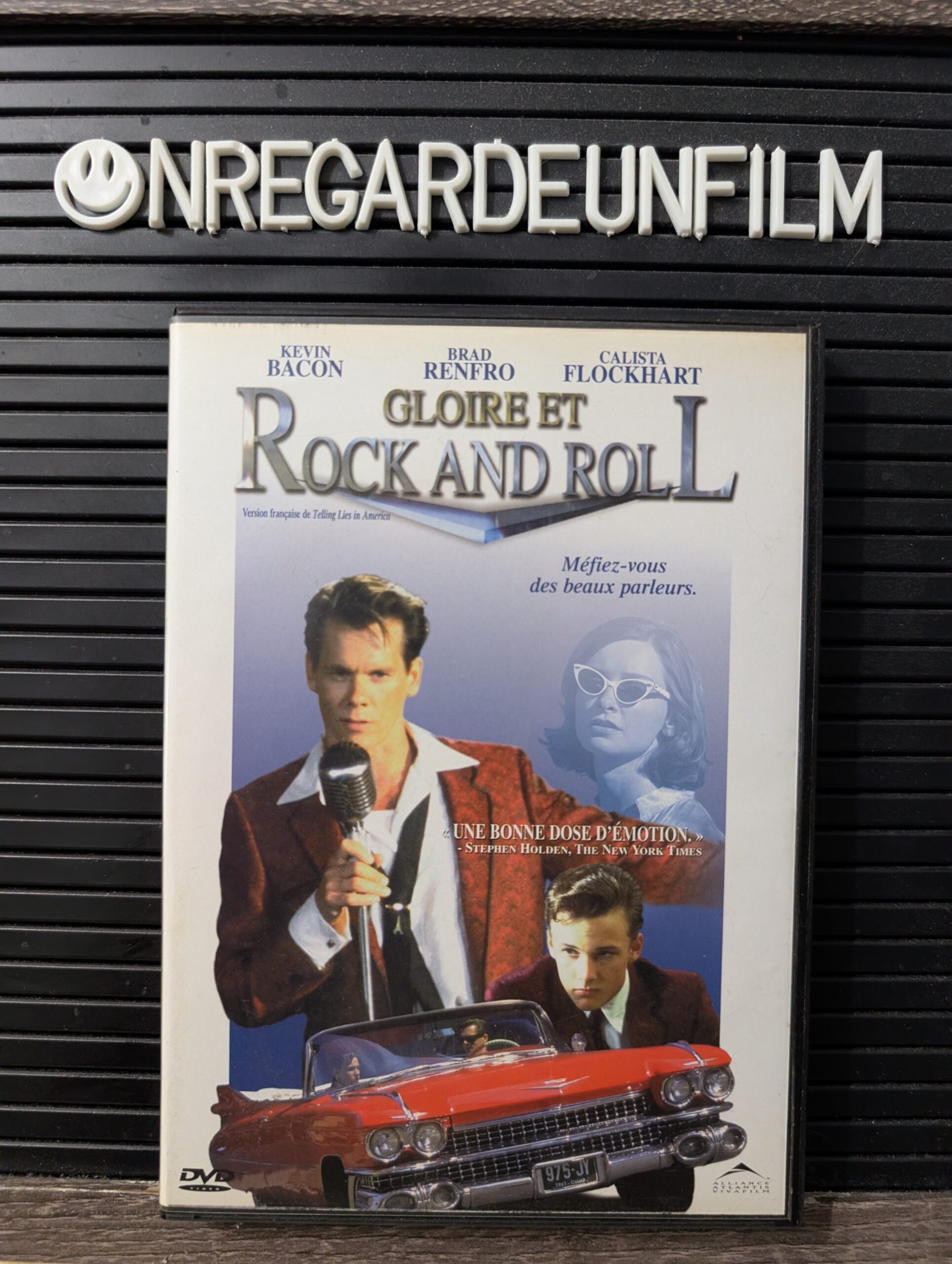 Gloire et Rock and Roll / Telling Lies in America (1997)