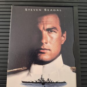 Cuirassé en Péril / Under Siege (1992)
