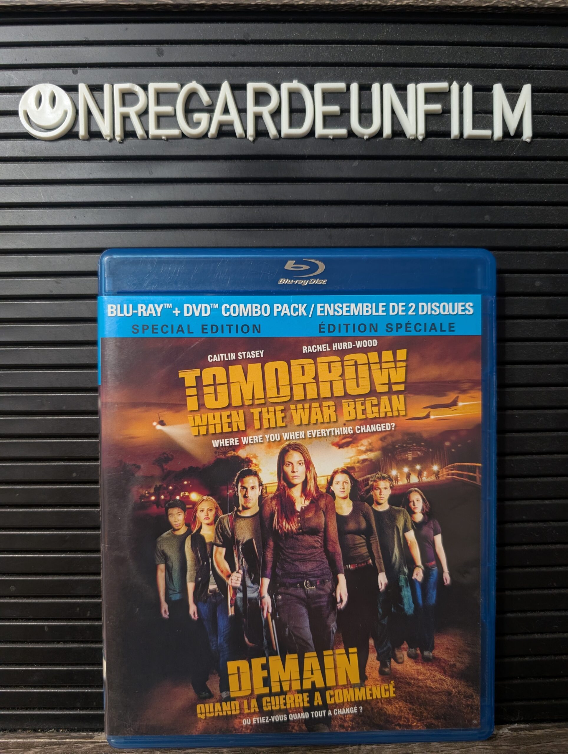 Demain, Quand la Guerre a Commencé / Tomorrow, When the War Began (2010)