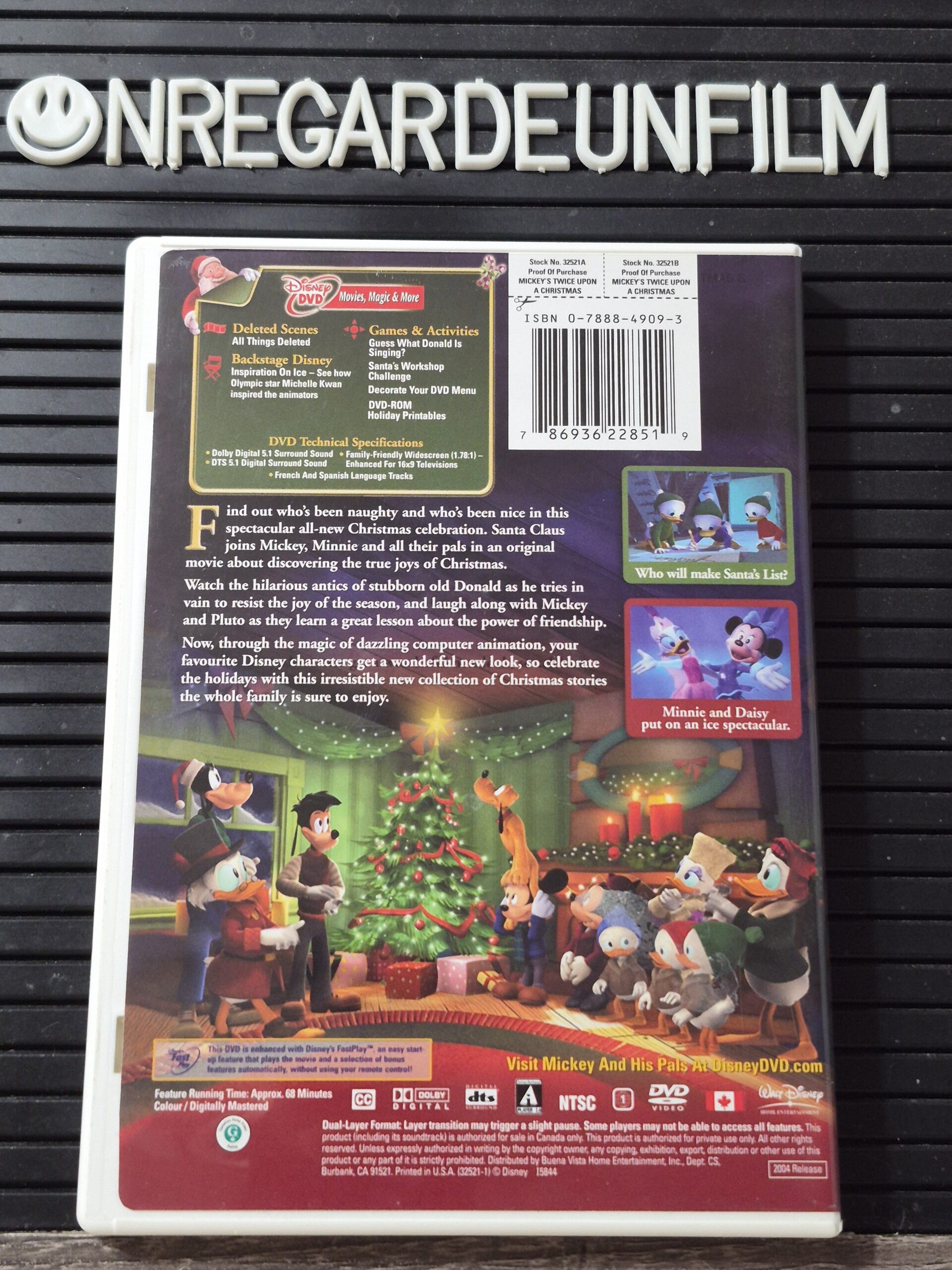 Mickey: Il Était deux fois Noël / Mickey's Twice Upon a Christmas (2004) – Image 2