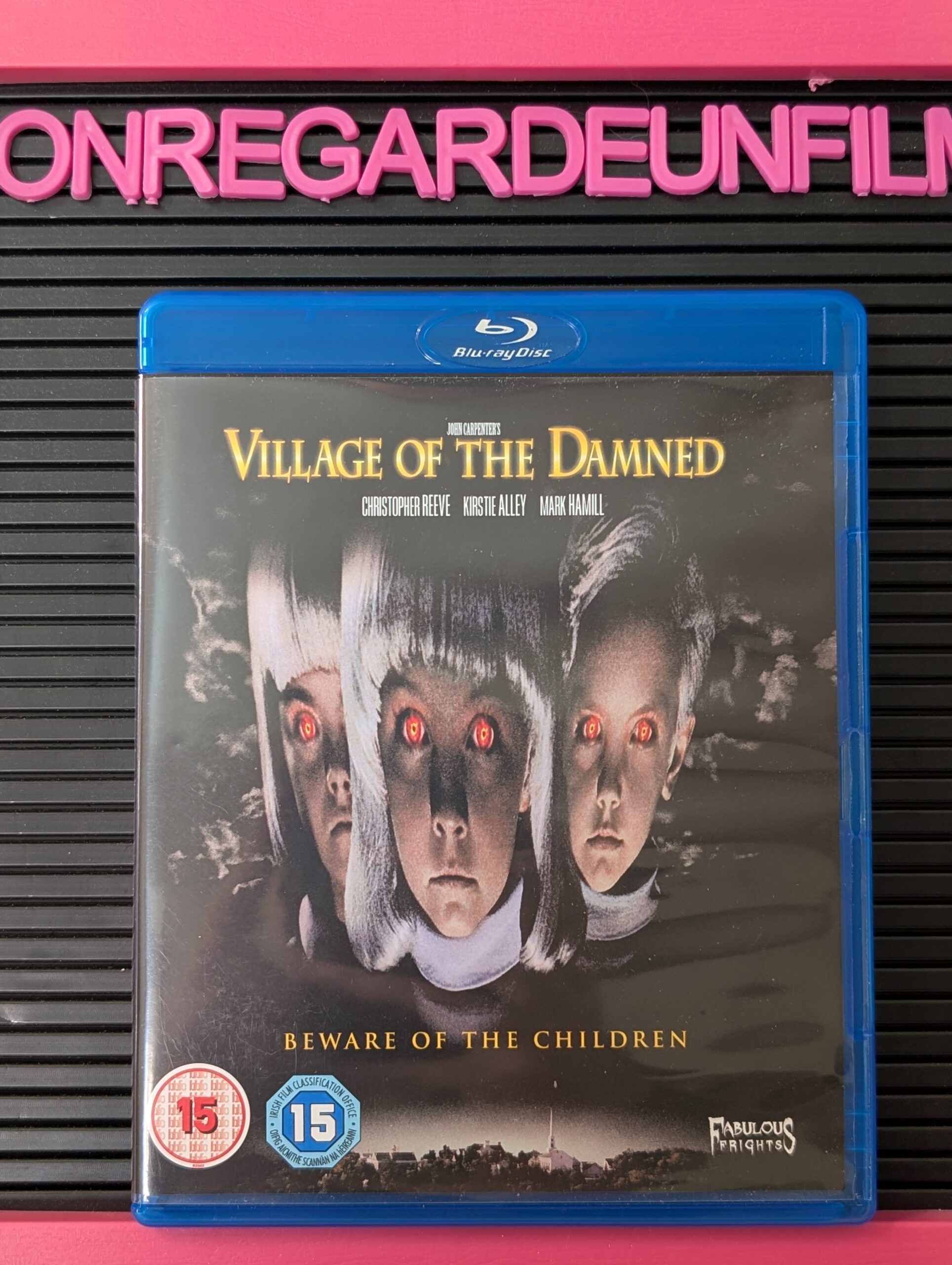 Village of the Damned (1995) {Zone 2}