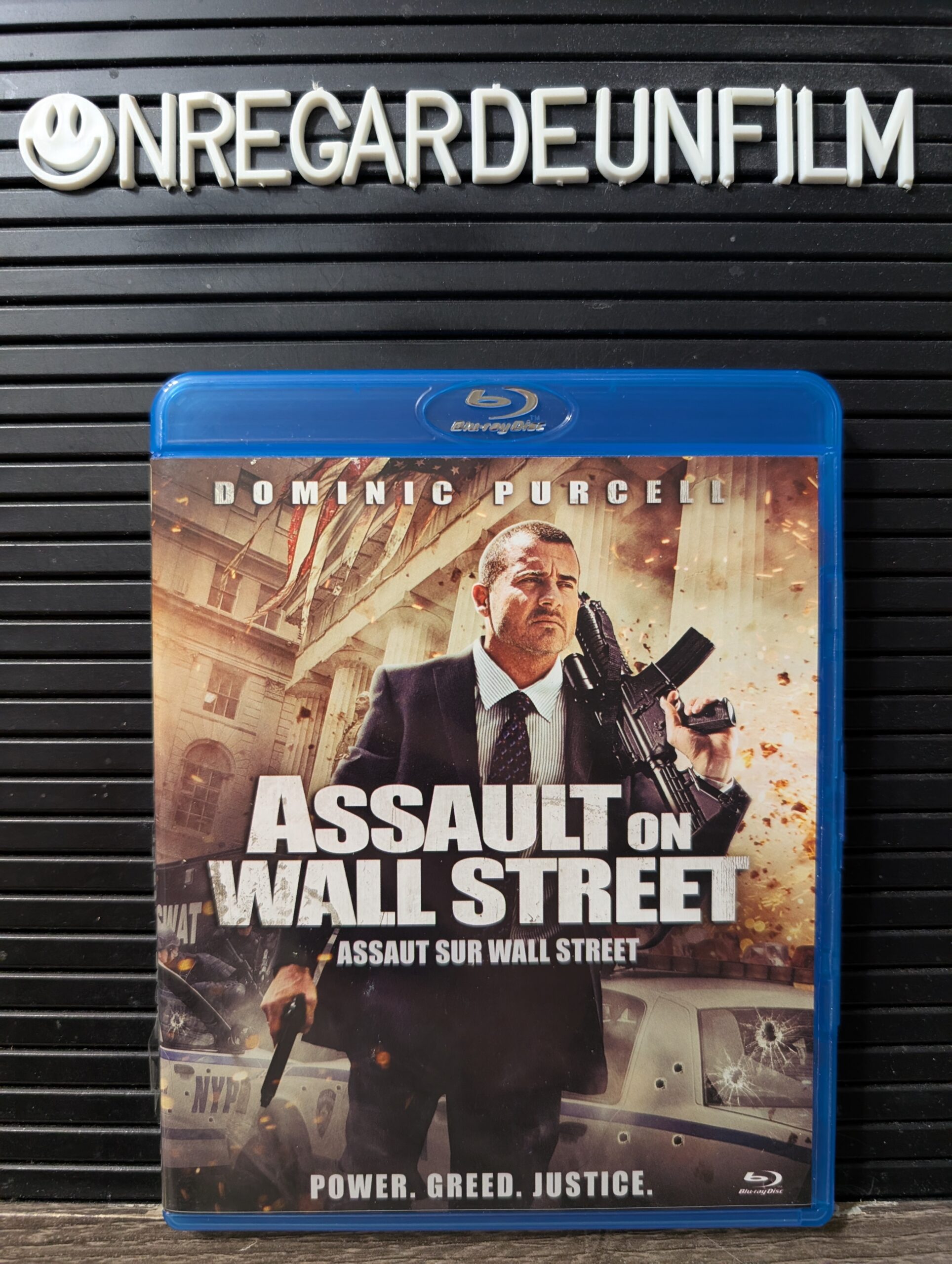 Assaut sur Wall Street / Assault on Wall Street (The Age of Greed) (2013)