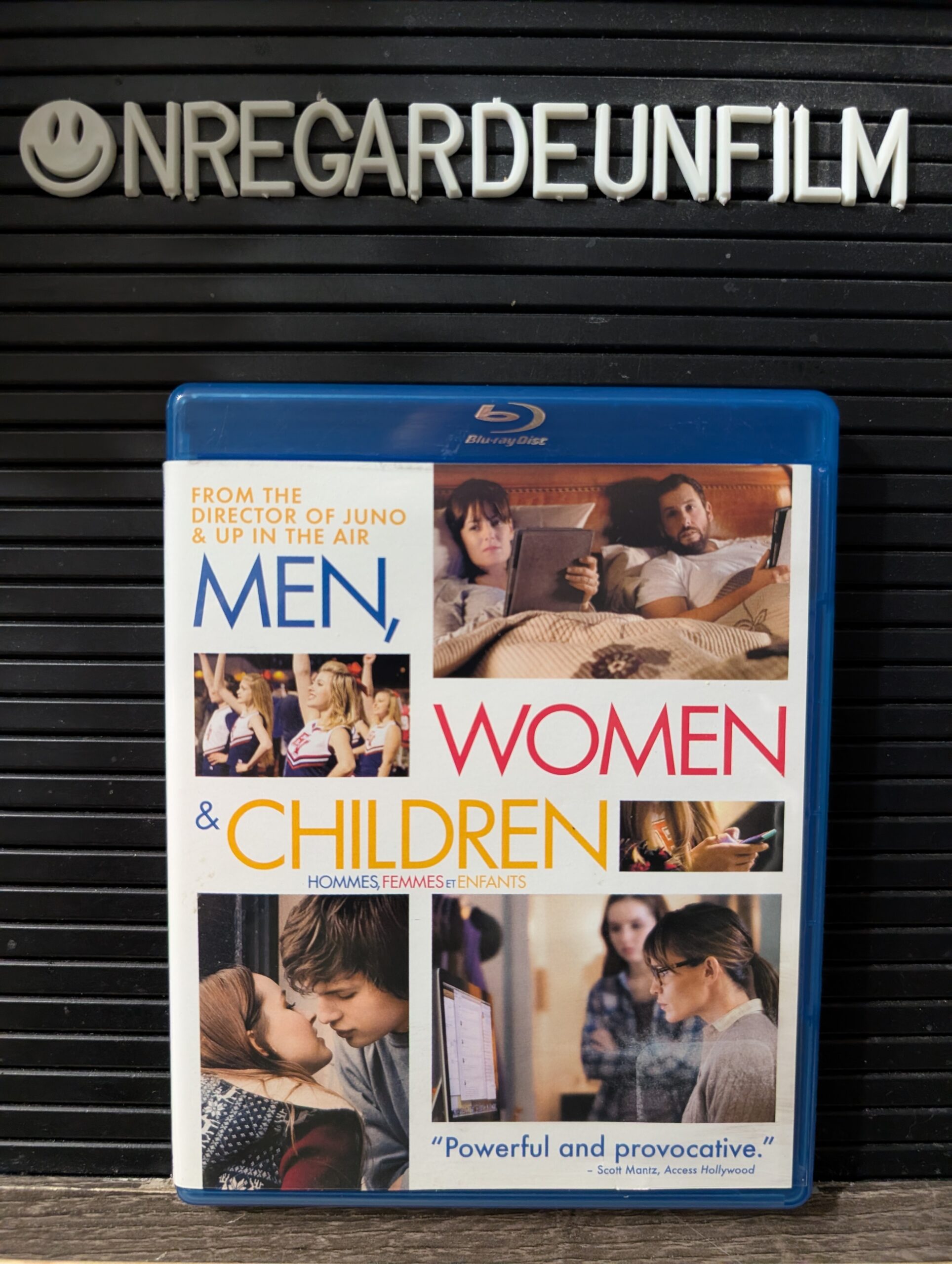 Hommes, Femmes et Enfants / Men, Women & Children (2014)