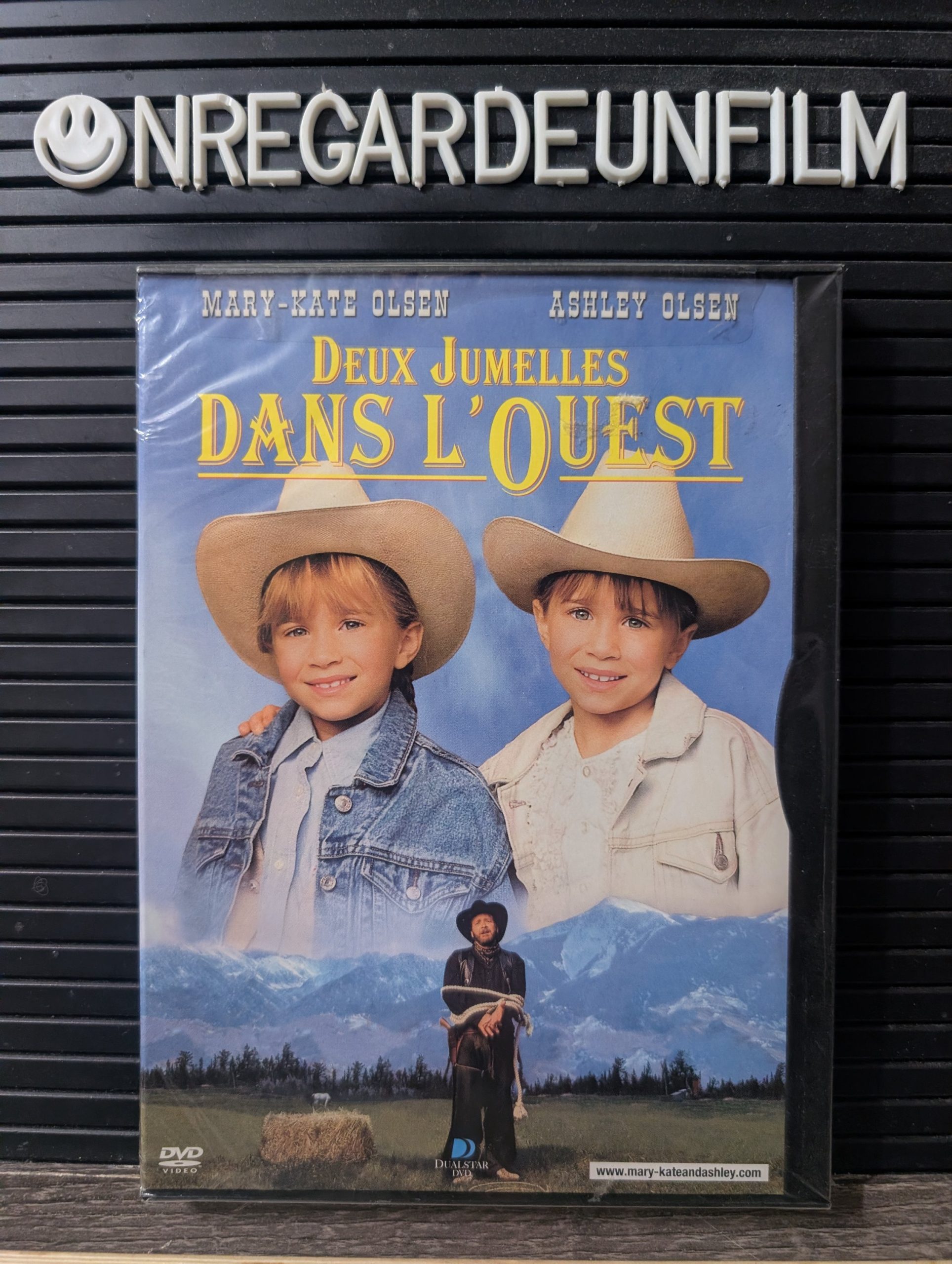 Deux Jumelles dans l'Ouest / How the West Was Fun (1994)