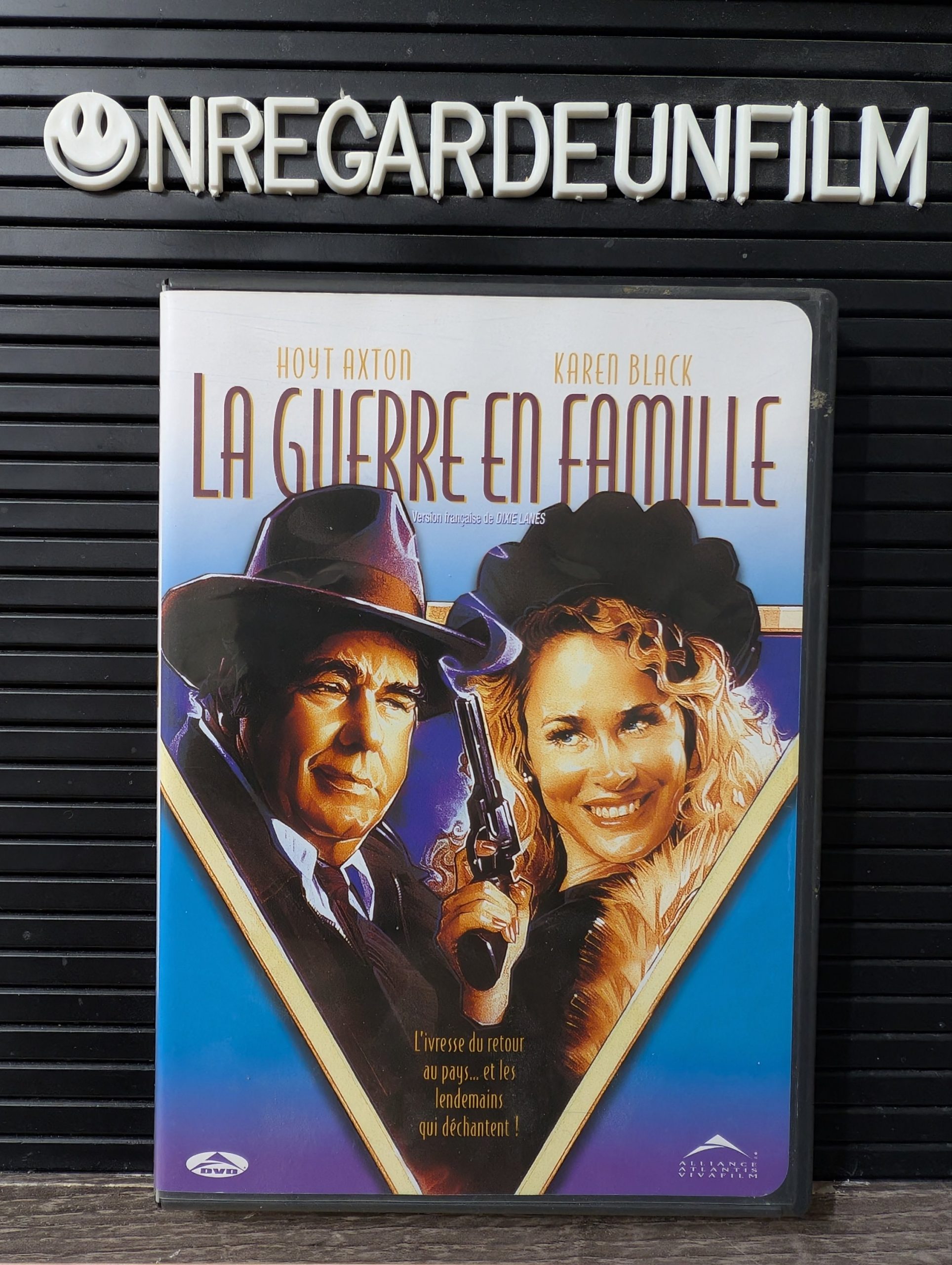 La Guerre en Famille / Dixie Lanes (1988)