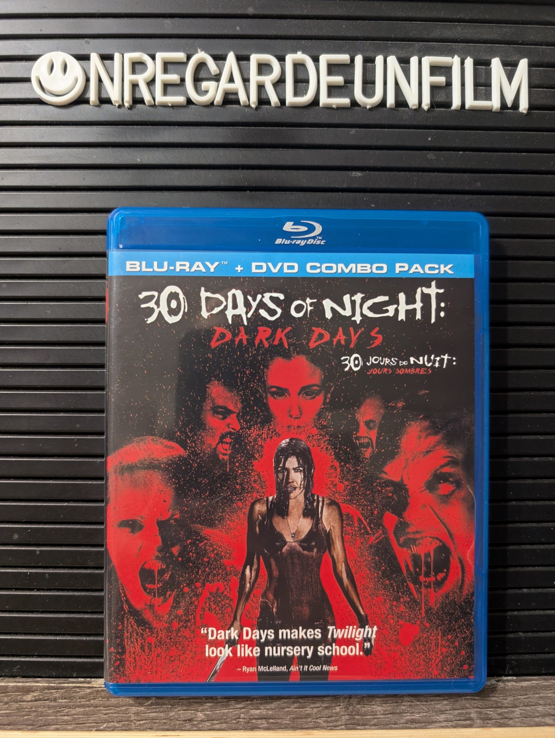 30 Jours de Nuit 2: Jours Sombres / 30 Days of Night: Dark Days (2010)