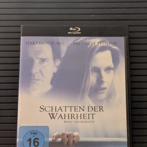 Apparences / What Lies Beneath (2000)