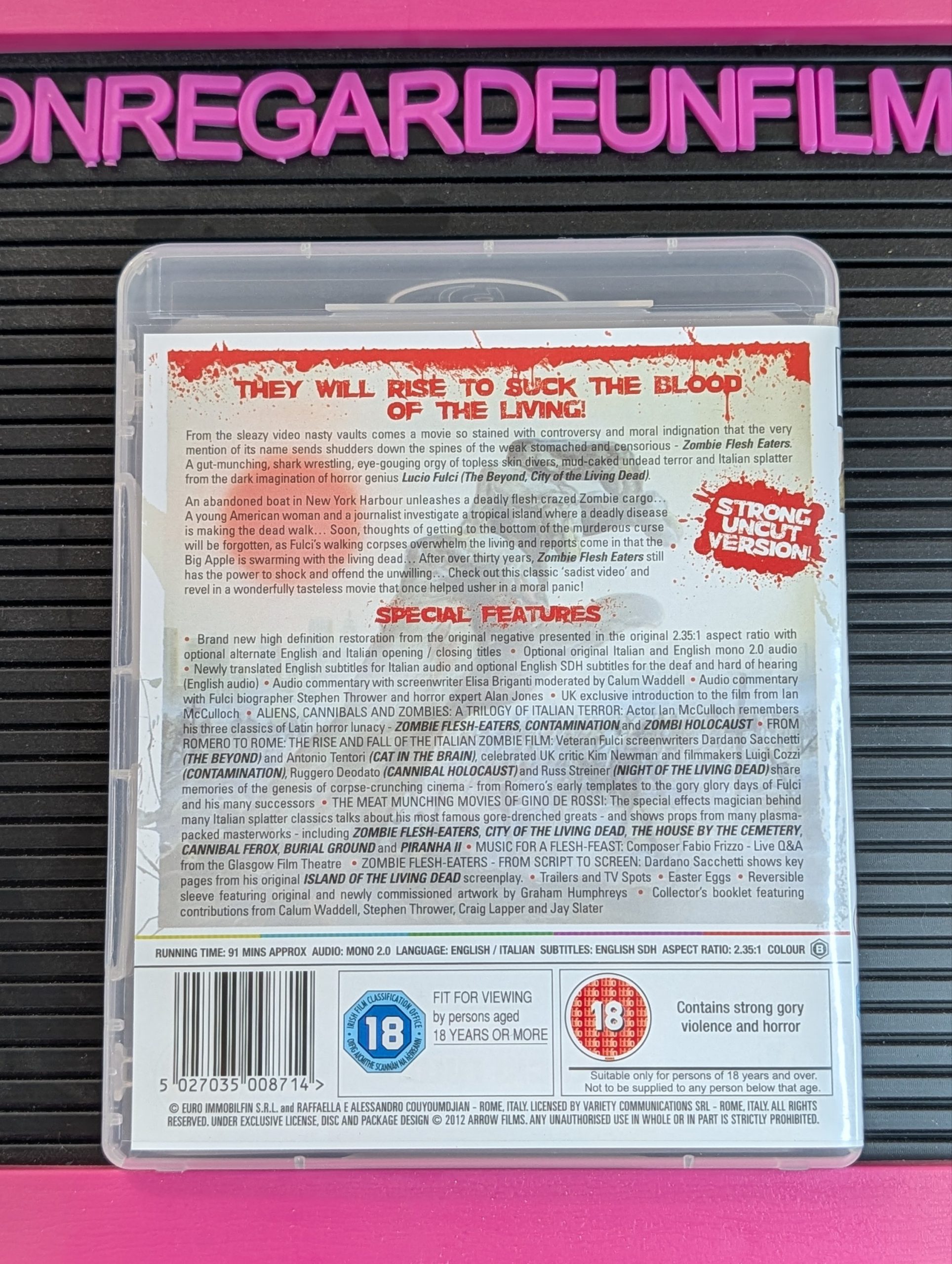 Zombie Flesh Eaters (Zombi 2) (1979) {Zone 2} – Image 2
