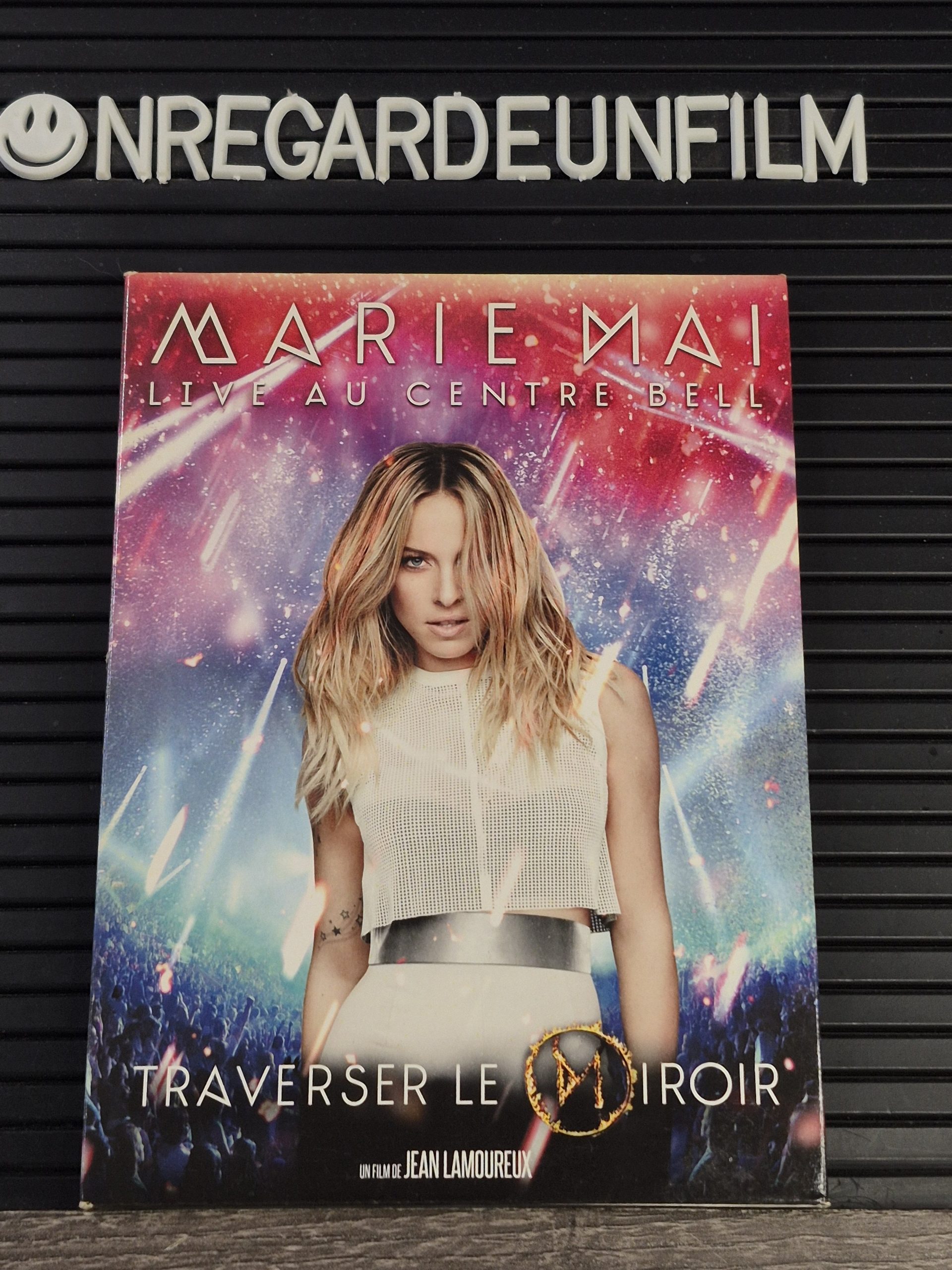 Marie-Mai - Live au Centre Bell - Traverser le Miroir (2014)