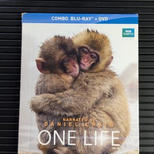 Une Vie / One Life (2011)