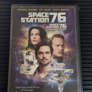 La Folle Odyssée de l'Espace / Space Station 76 (2014)